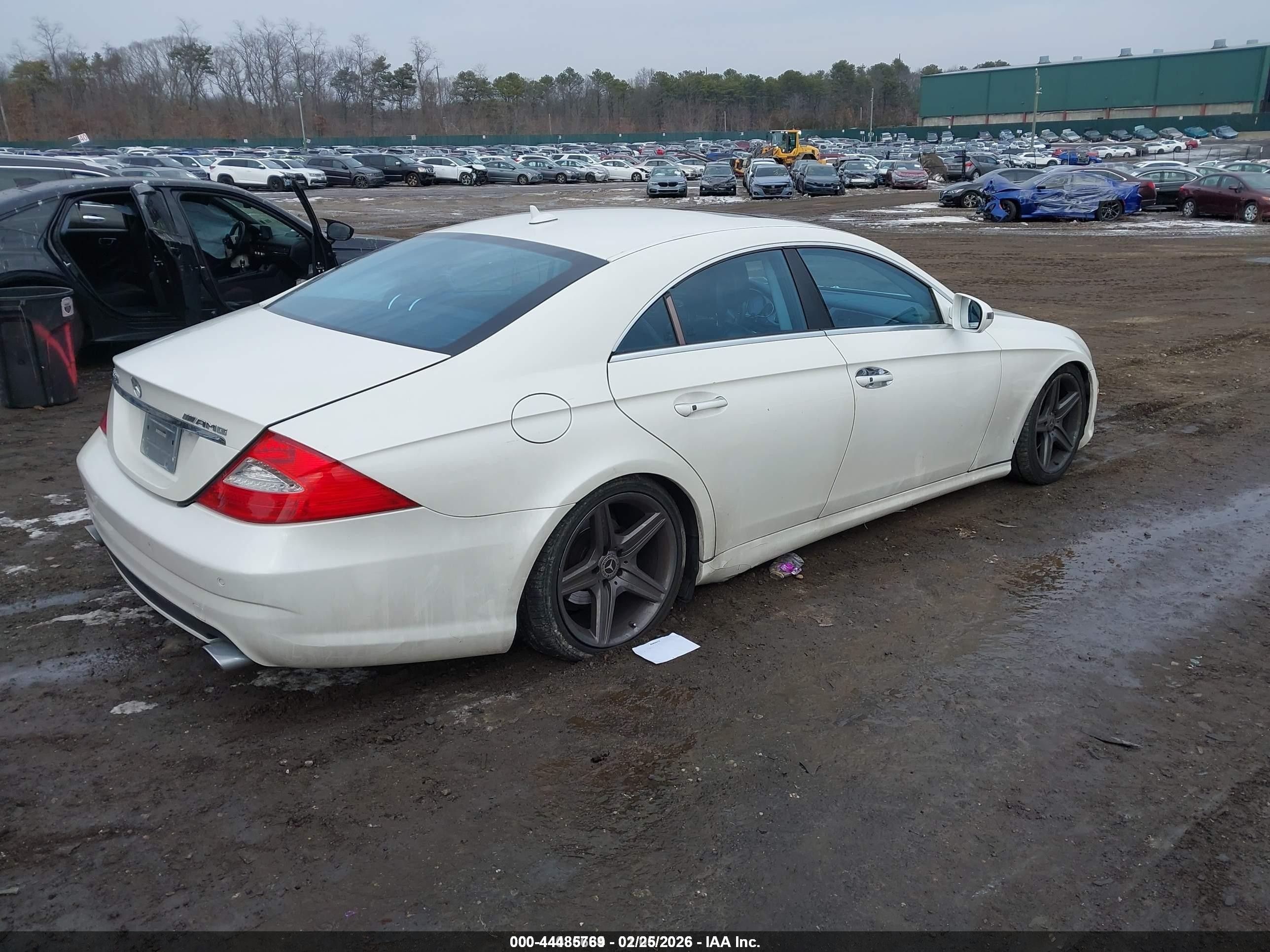 2009 Mercedes-benz Cls 550   White vin: WDDDJ72X19A141979
