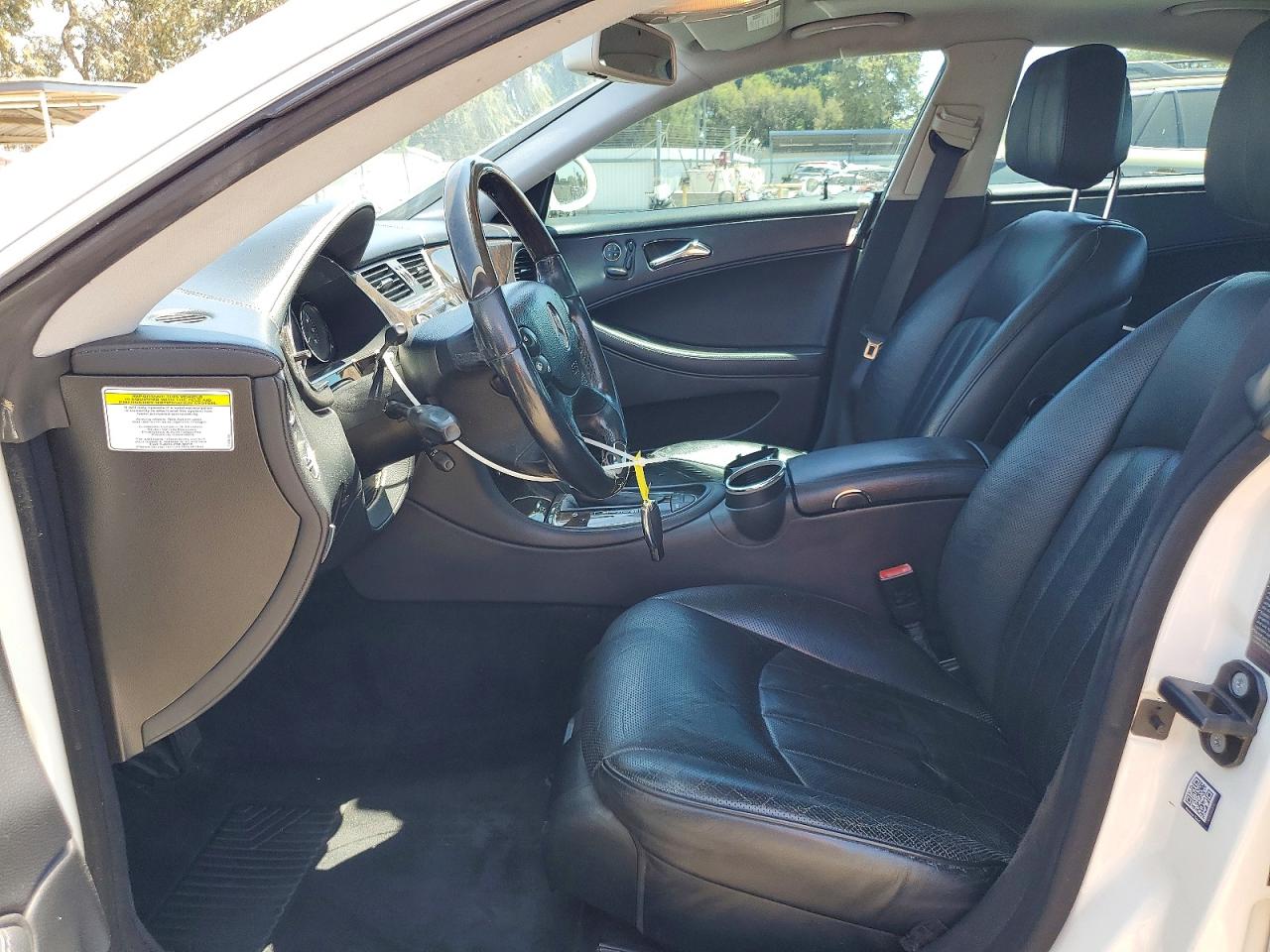 2007 Mercedes-benz Cls 550 White vin: WDDDJ72X27A099500