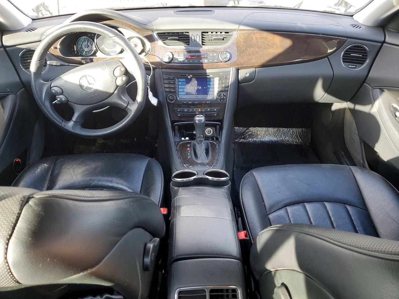 2008 Mercedes-benz Cls 550 Silver vin: WDDDJ72X38A124096