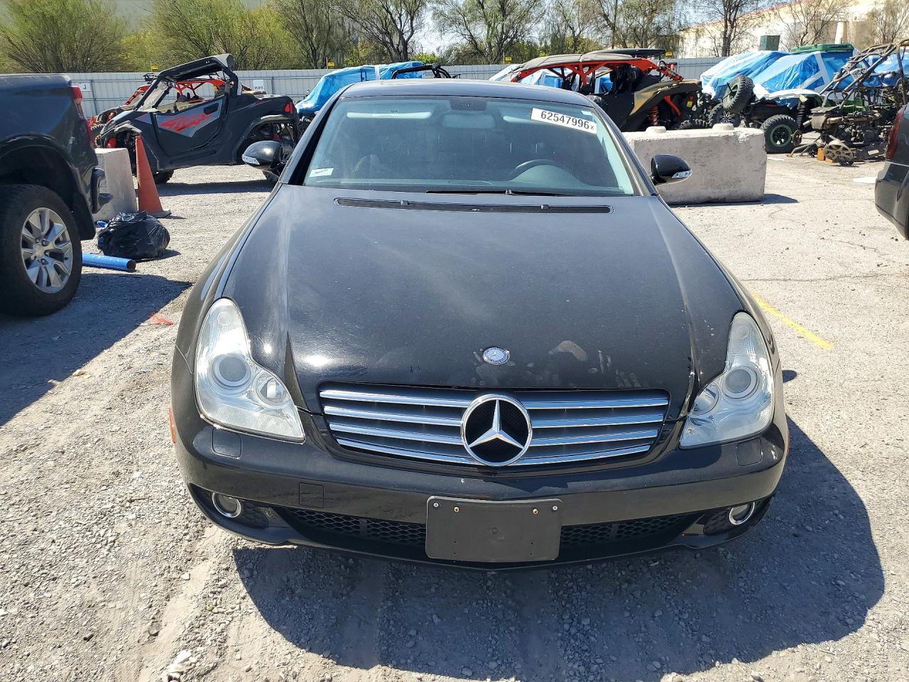 2007 Mercedes-benz Cls 550 Черный vin: WDDDJ72X47A113400