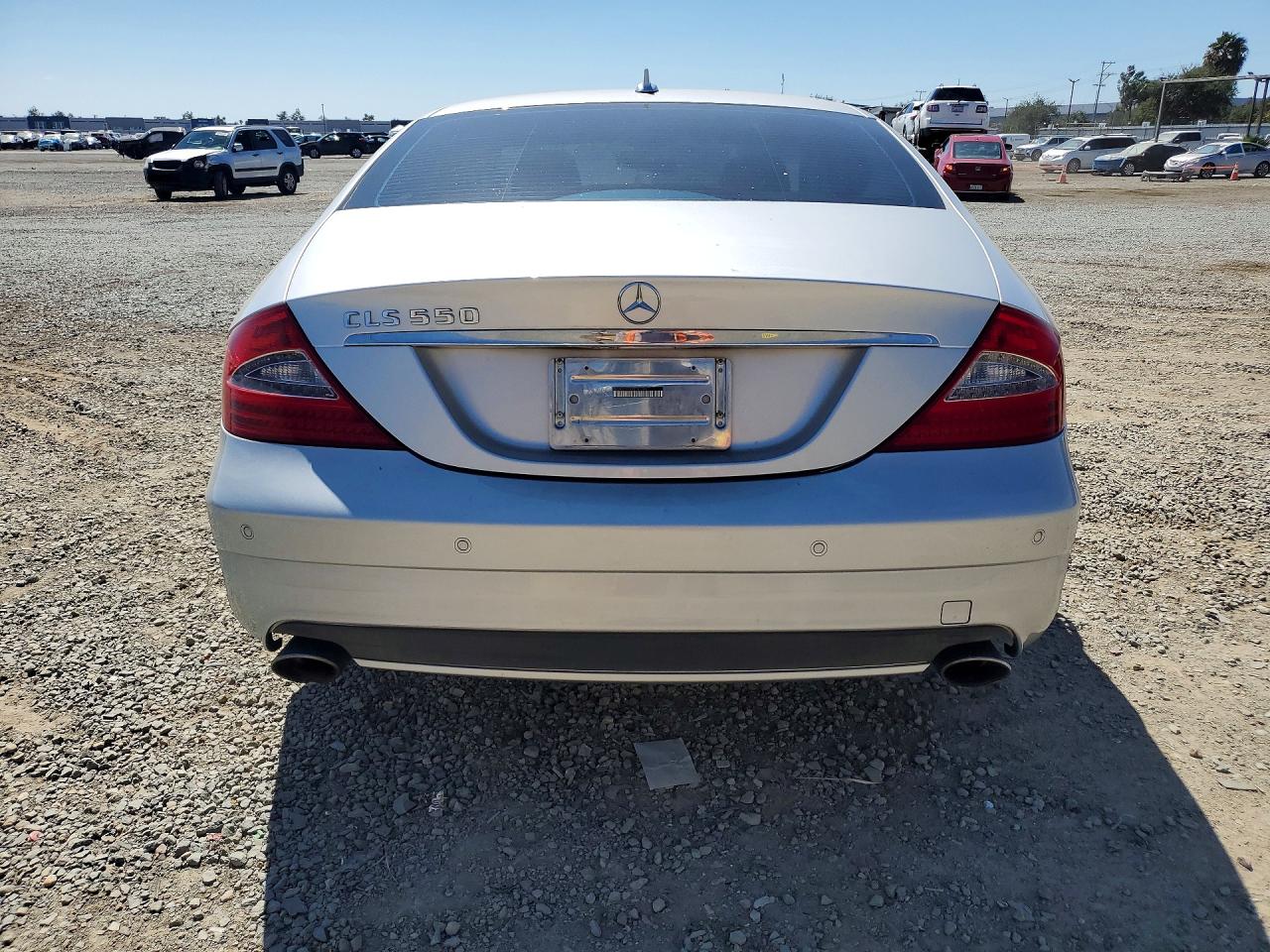 2009 Mercedes-benz Cls 550 Silver vin: WDDDJ72X59A142763