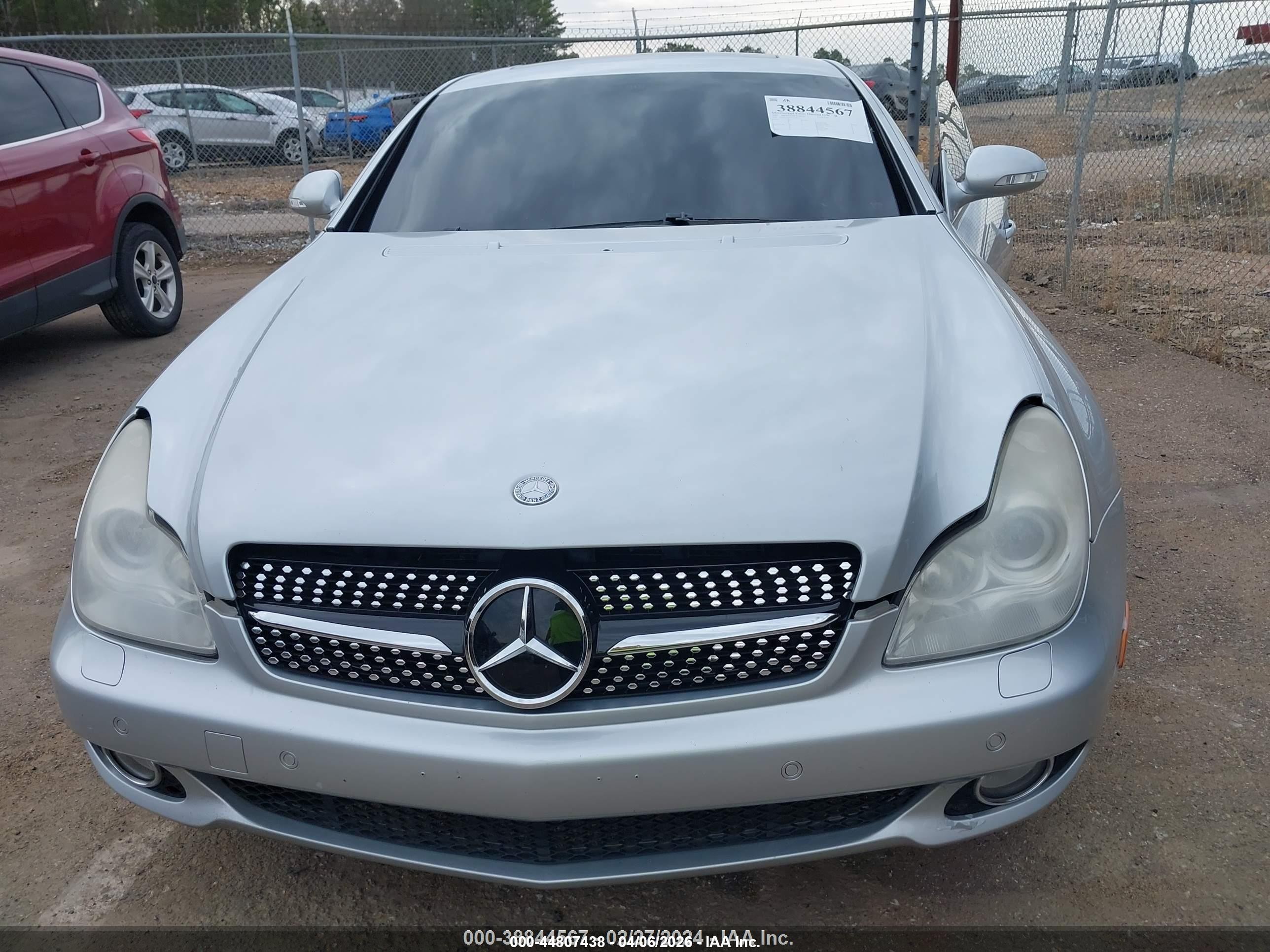 2007 Mercedes-benz Cls 550   Silver vin: WDDDJ72X77A100754
