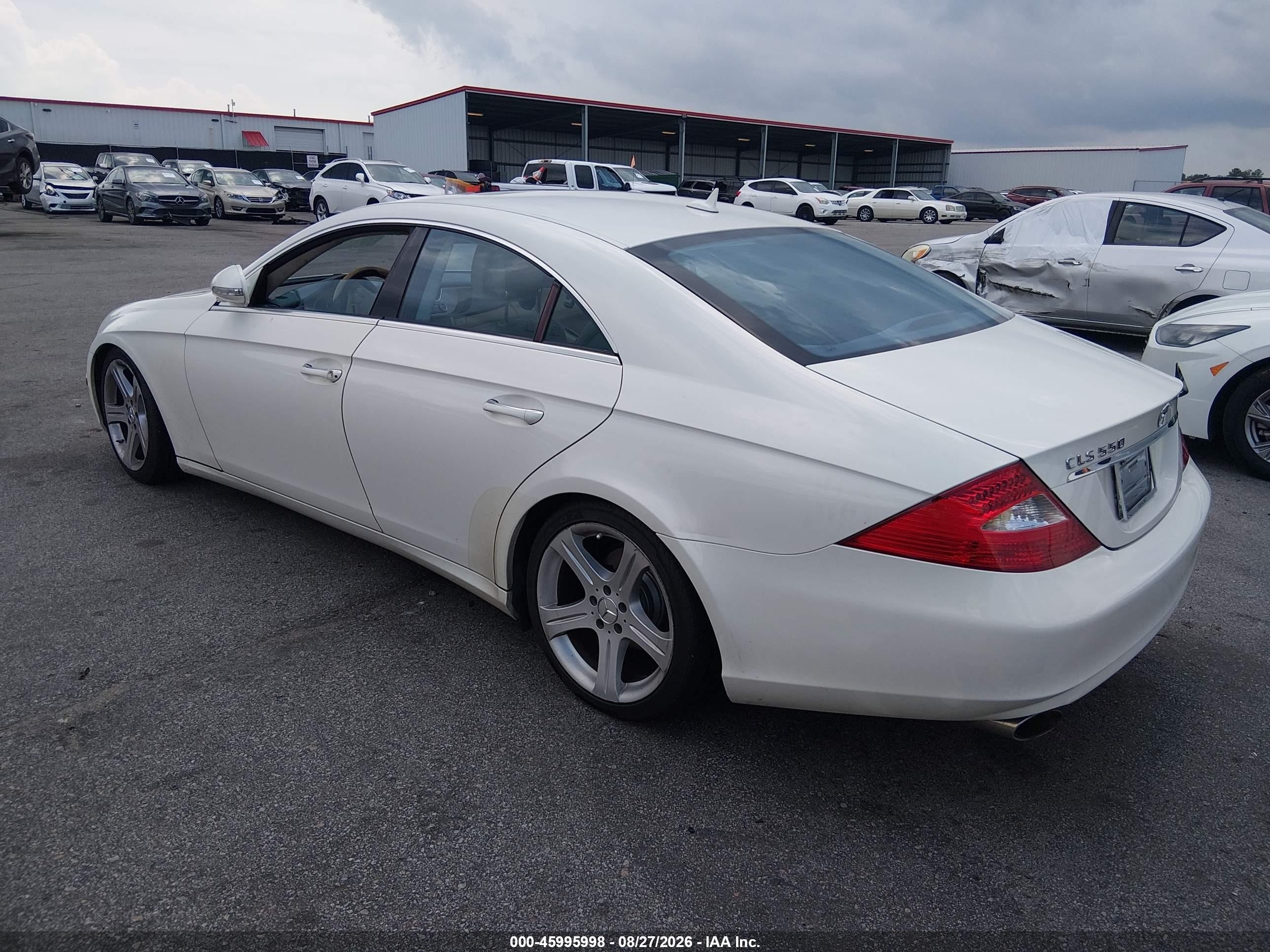 2007 Mercedes-benz Cls 550   Белый vin: WDDDJ72X87A085049