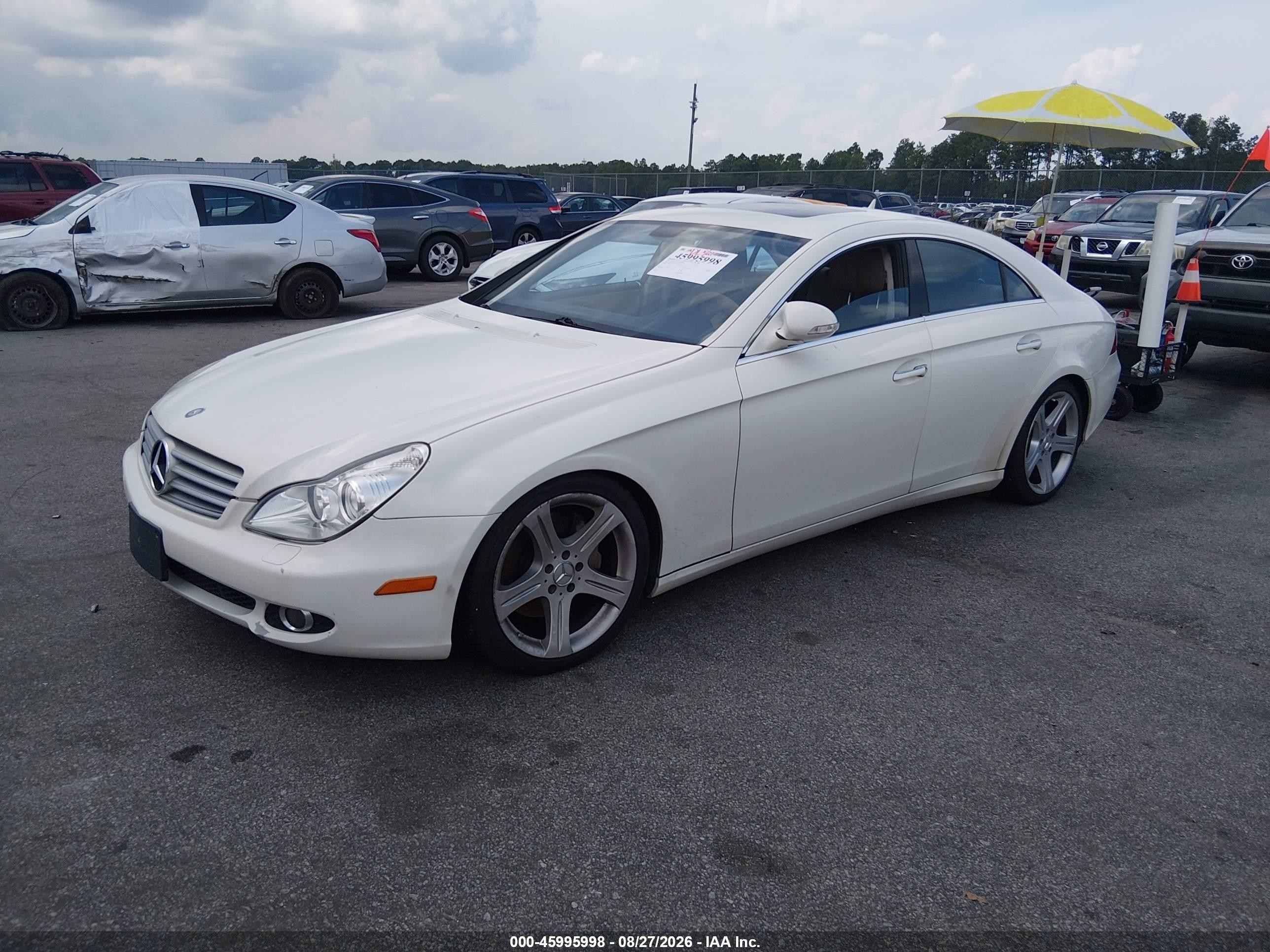 2007 Mercedes-benz Cls 550   Белый vin: WDDDJ72X87A085049