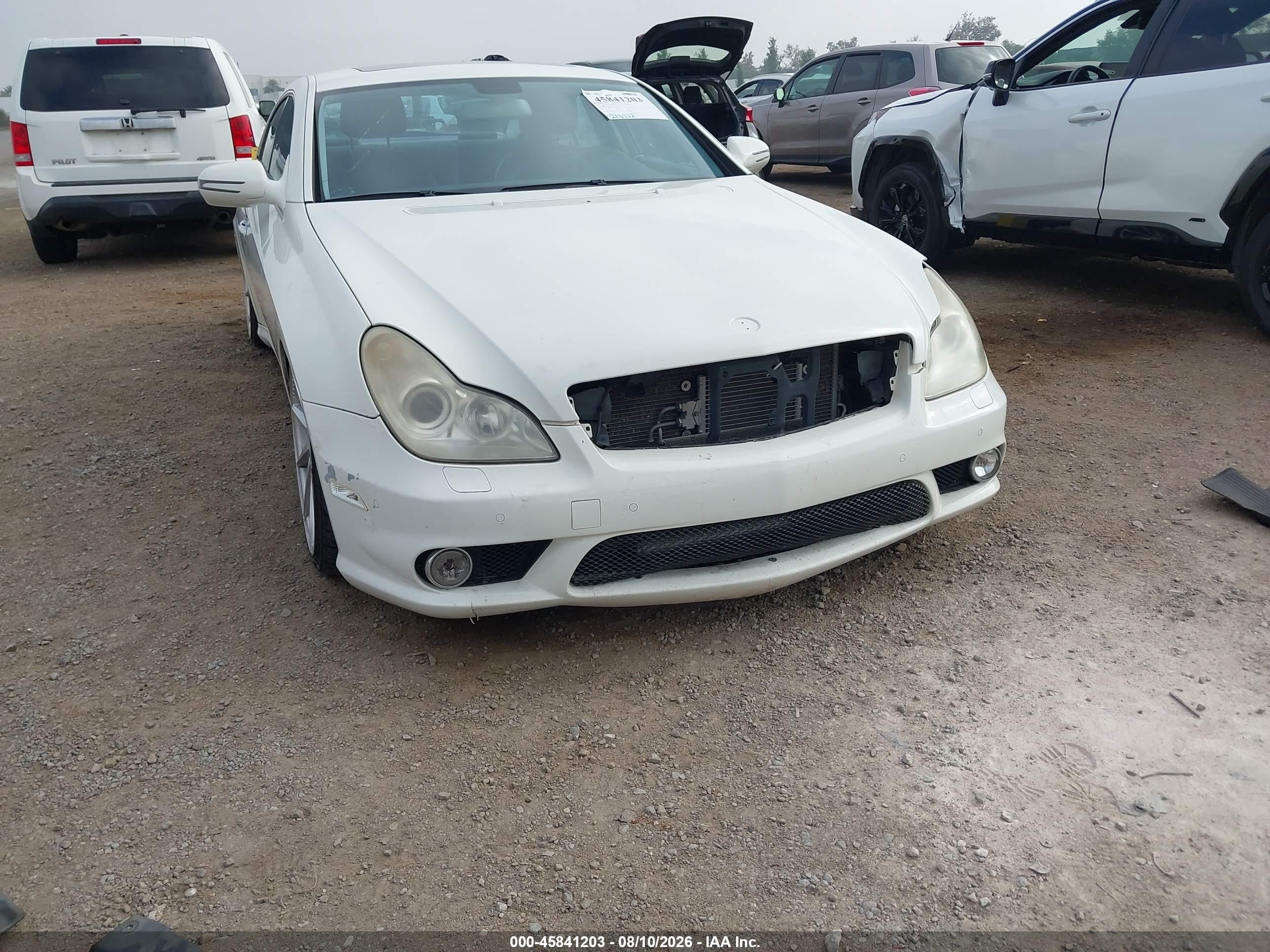 2009 Mercedes-benz Cls 550   White vin: WDDDJ72X89A144815