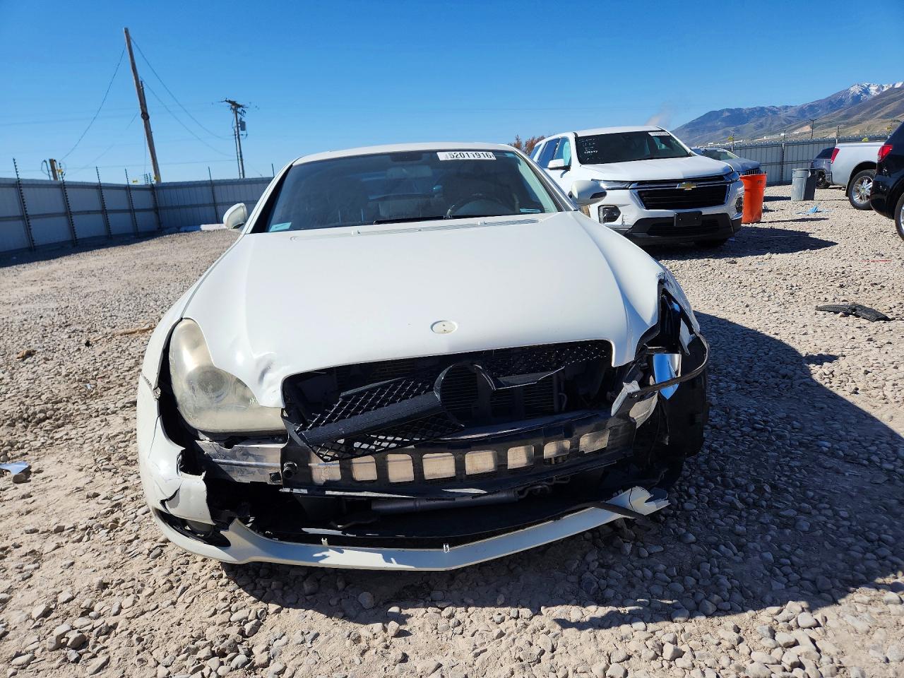 2007 Mercedes-benz Cls 550 White vin: WDDDJ72X97A083889
