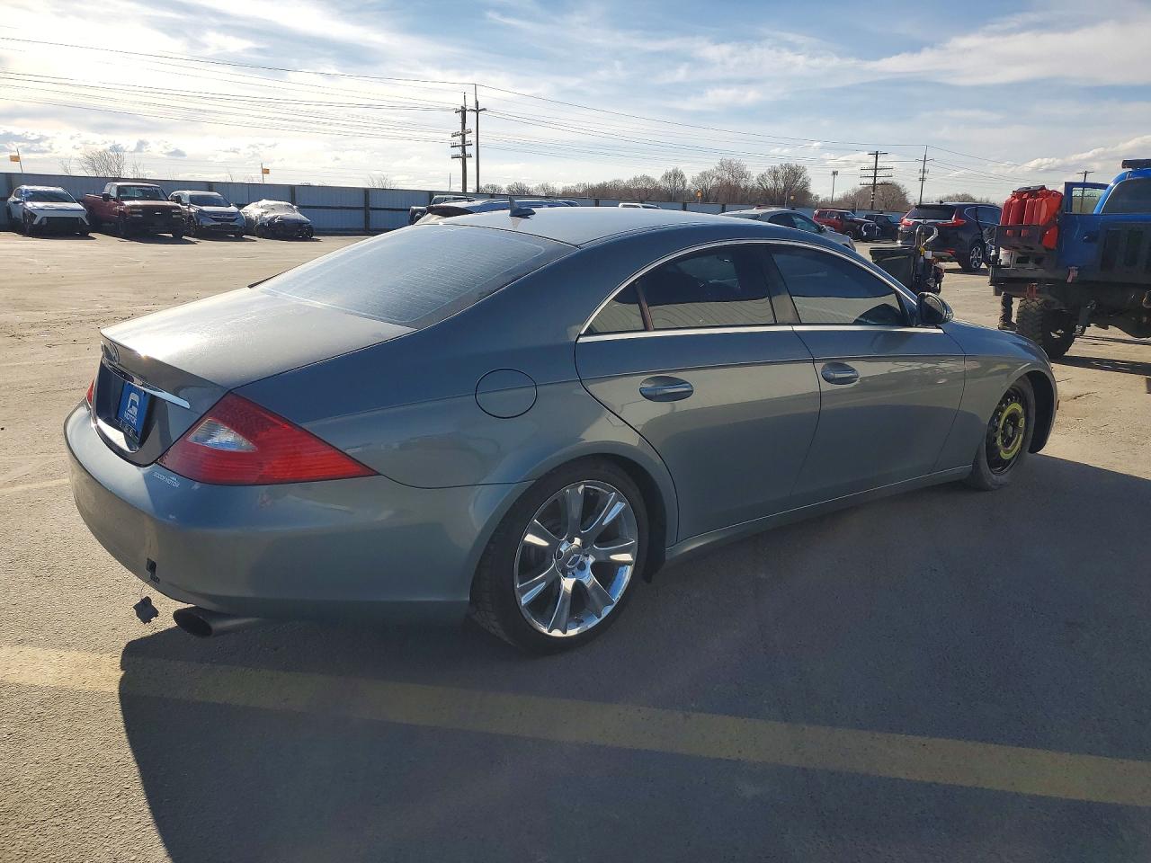 2007 Mercedes Benz Cls 550 Silver vin: WDDDJ72X97A084394