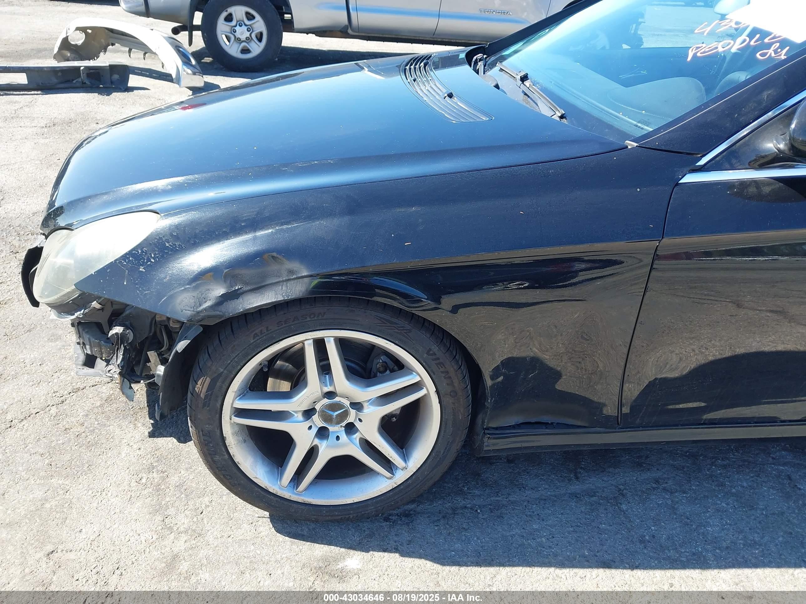 2007 Mercedes-benz Cls 550   Черный vin: WDDDJ72XX7A099132