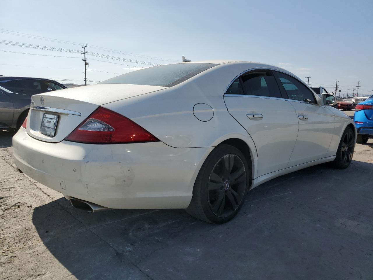 2009 Mercedes-benz Cls 550 Белый vin: WDDDJ72XX9A142757