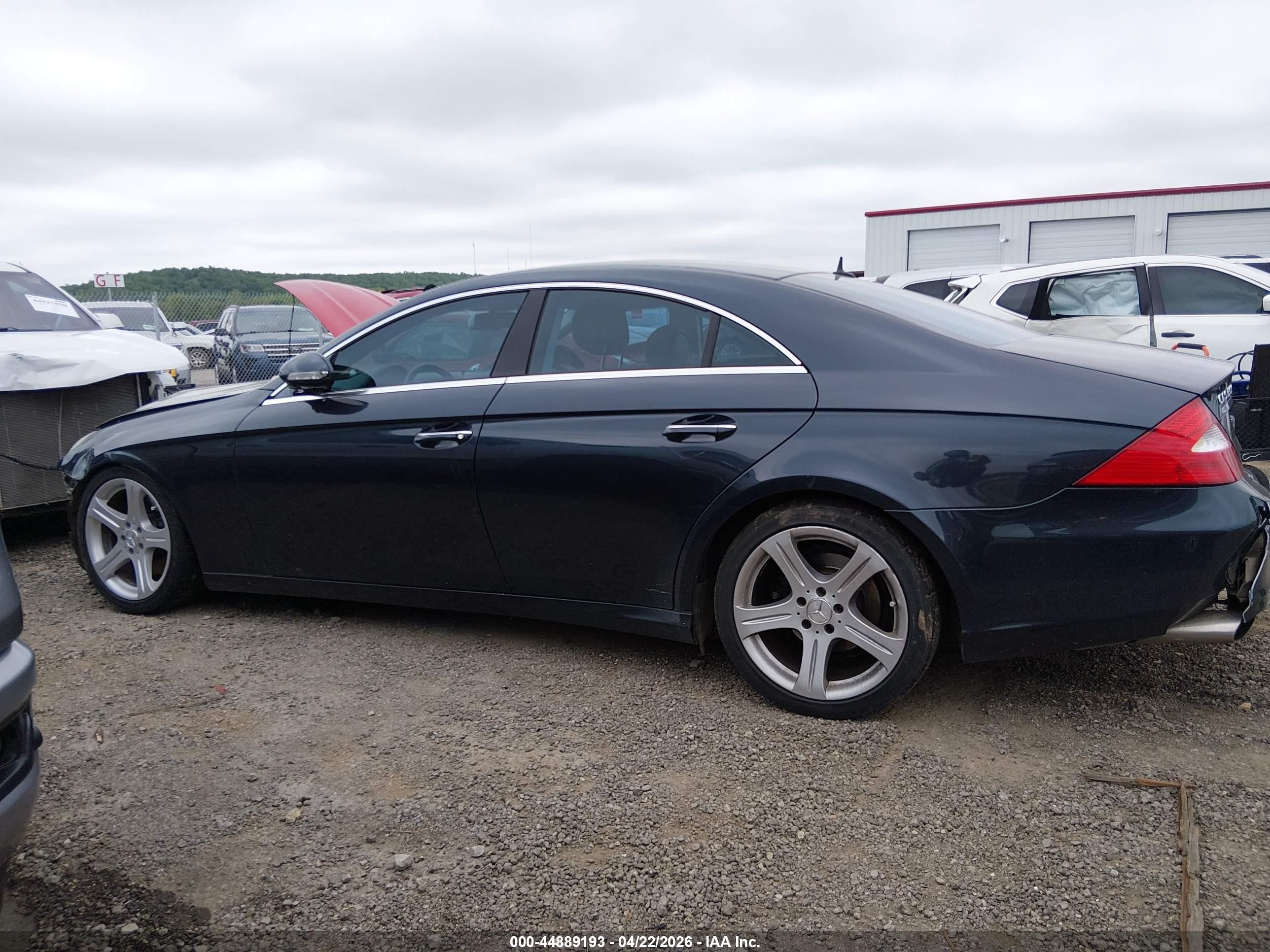 2006 Mercedes-benz Cls 500   Navy vin: WDDDJ75X06A068286