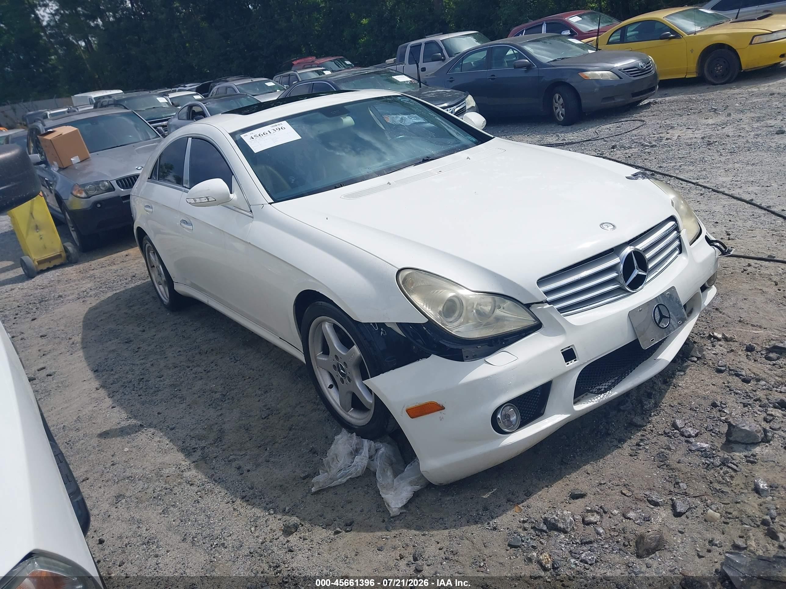 2006 Mercedes-benz Cls 500   White vin: WDDDJ75X16A039251