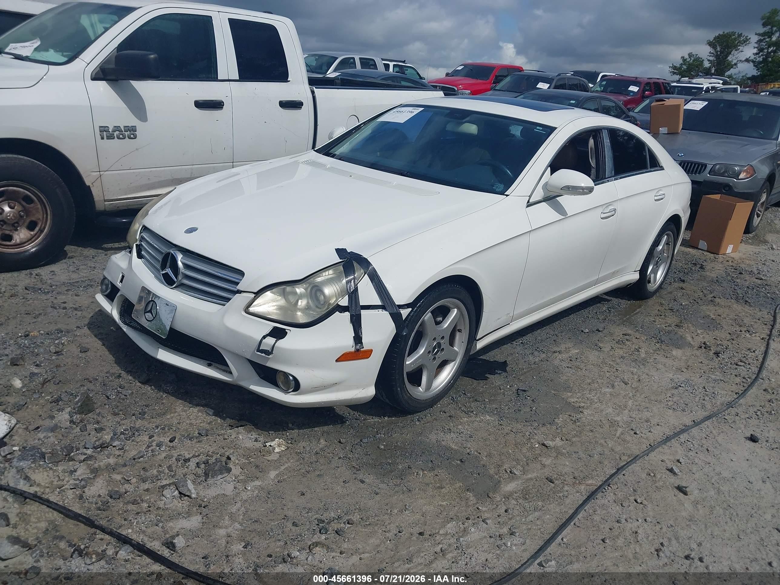 2006 Mercedes-benz Cls 500   White vin: WDDDJ75X16A039251