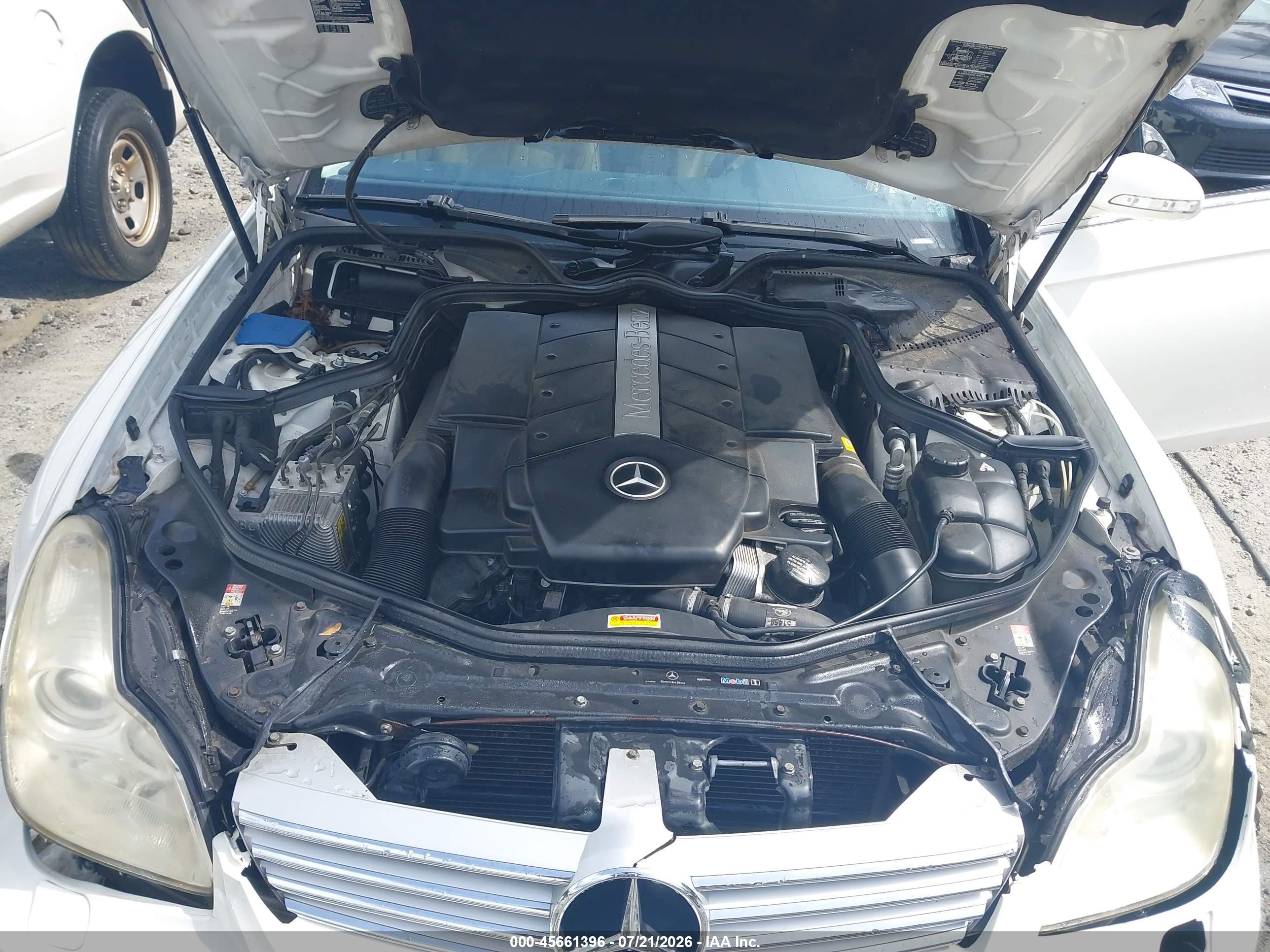2006 Mercedes-benz Cls 500   White vin: WDDDJ75X16A039251