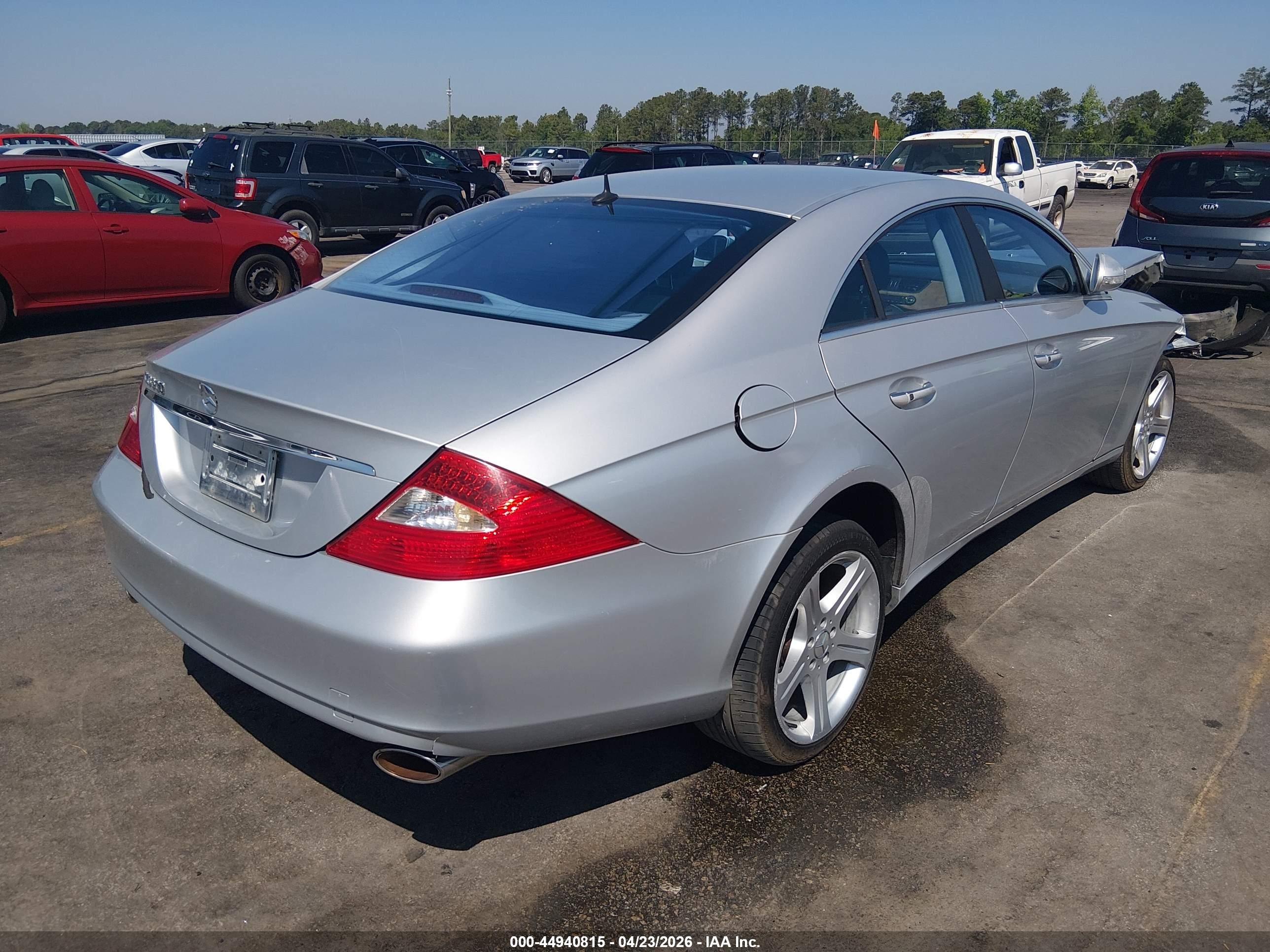 2006 Mercedes-benz Cls 500   Silver vin: WDDDJ75X46A017051