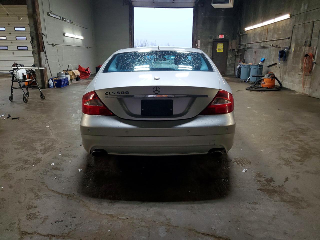 2006 Mercedes-benz Cls 500c Серебряный vin: WDDDJ75X46A017583