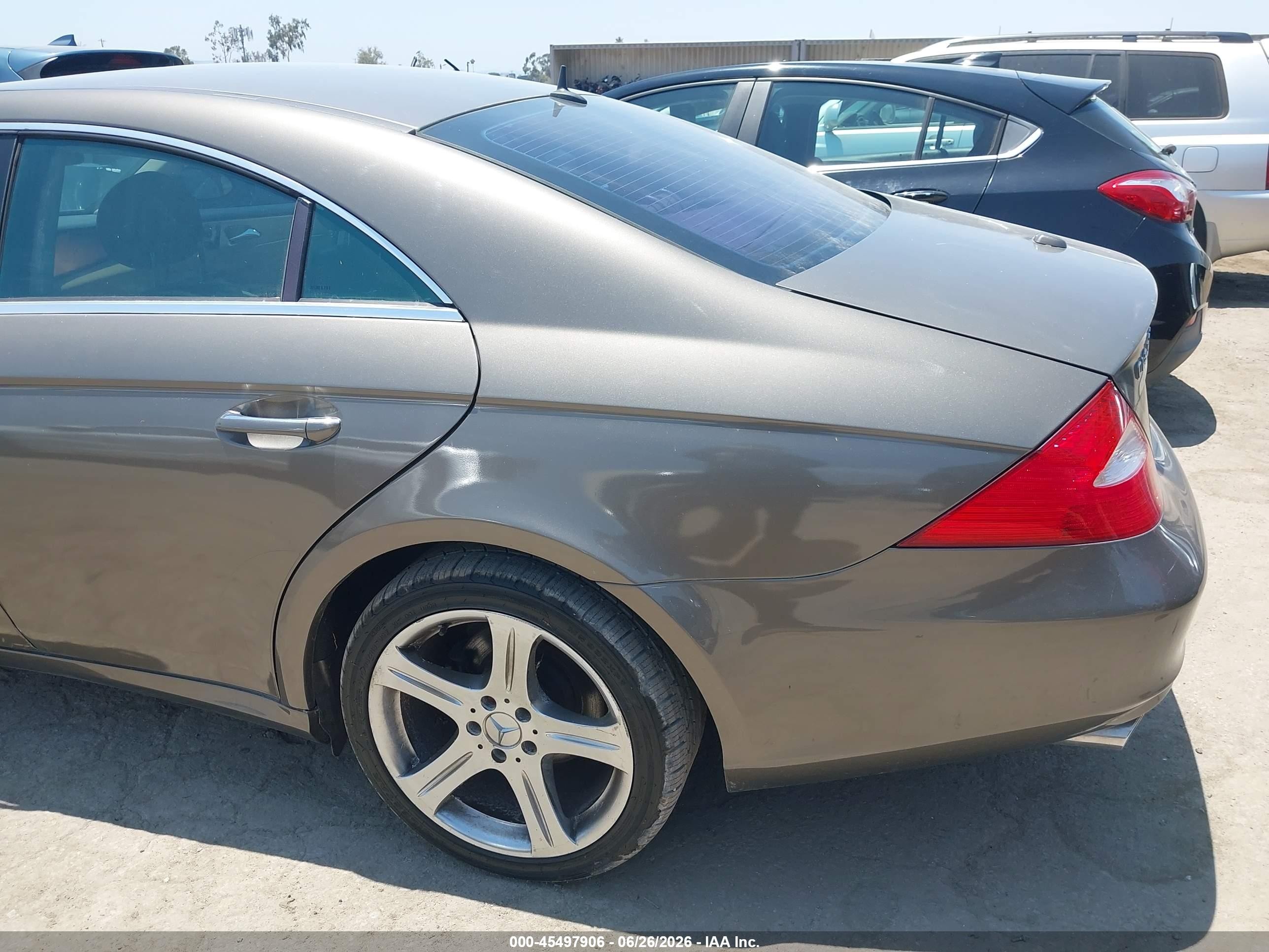 2006 Mercedes-benz Cls 500   Серый vin: WDDDJ75X56A014787