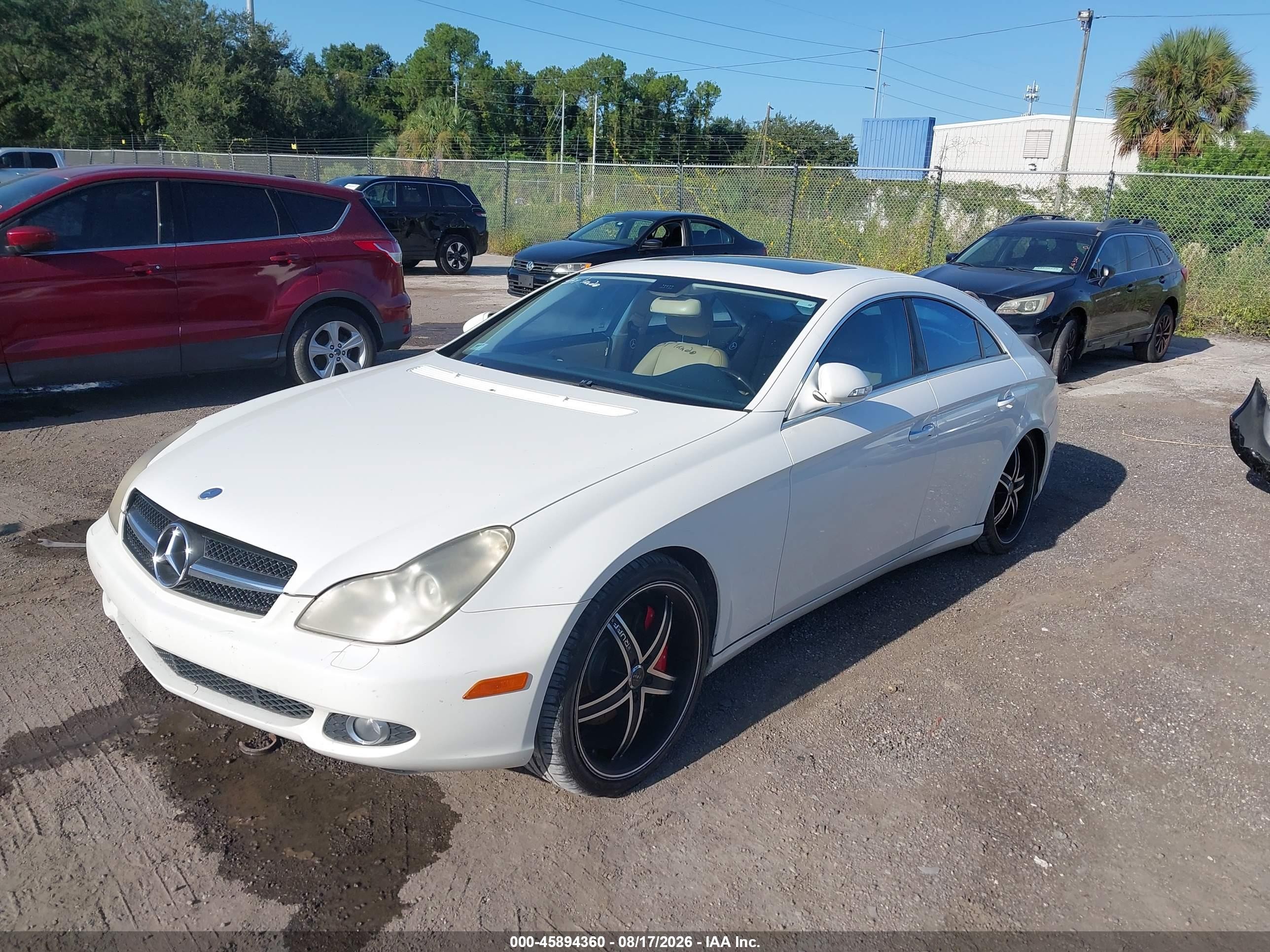 2006 Mercedes-benz Cls 500   White vin: WDDDJ75X86A018171