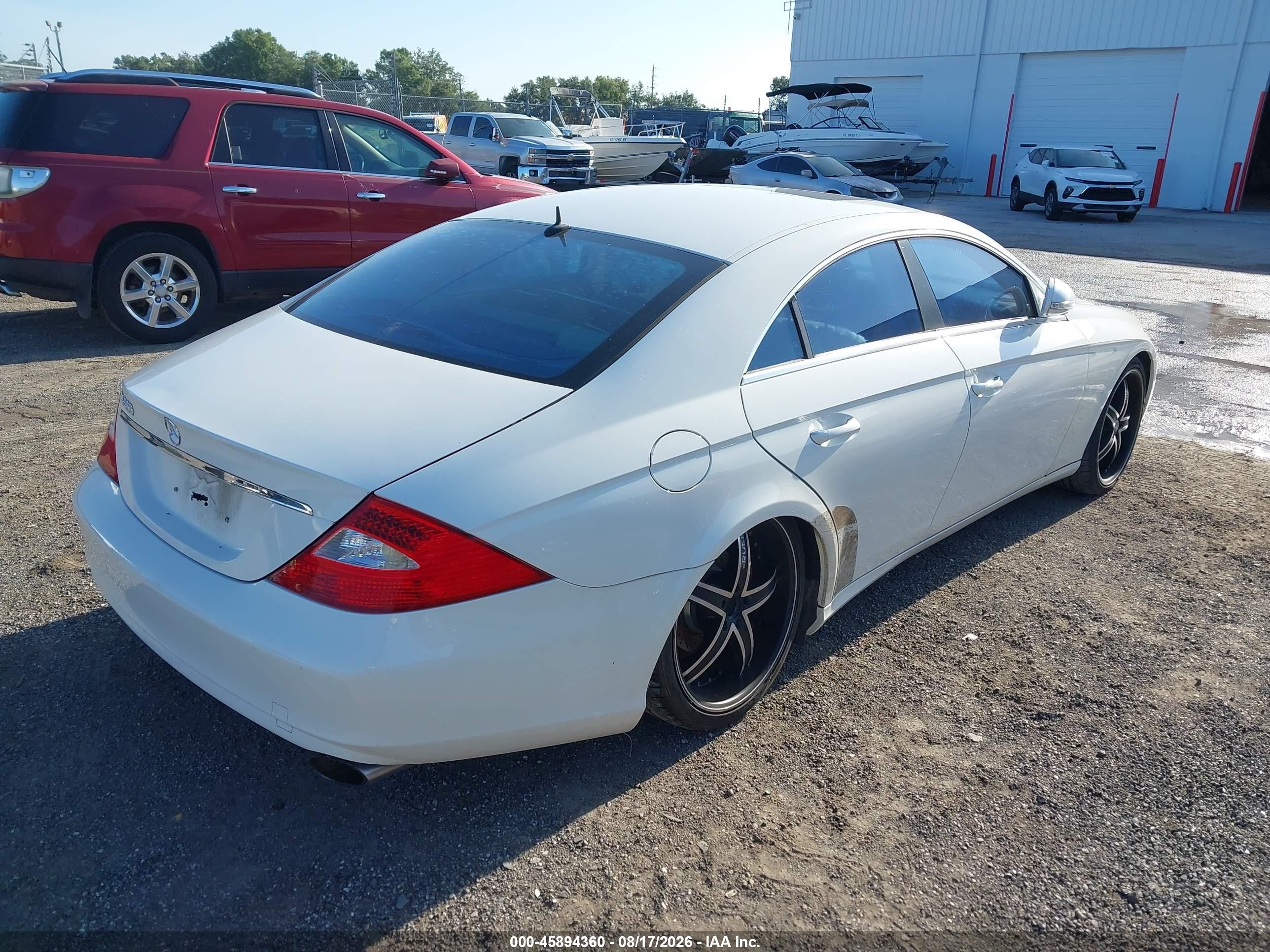 2006 Mercedes-benz Cls 500   White vin: WDDDJ75X86A018171
