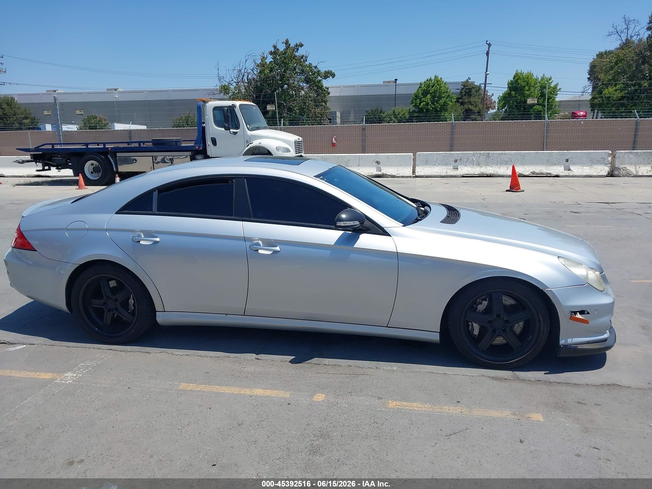 2006 Mercedes-benz Cls 55 Amg Серебряный vin: WDDDJ76X46A015590