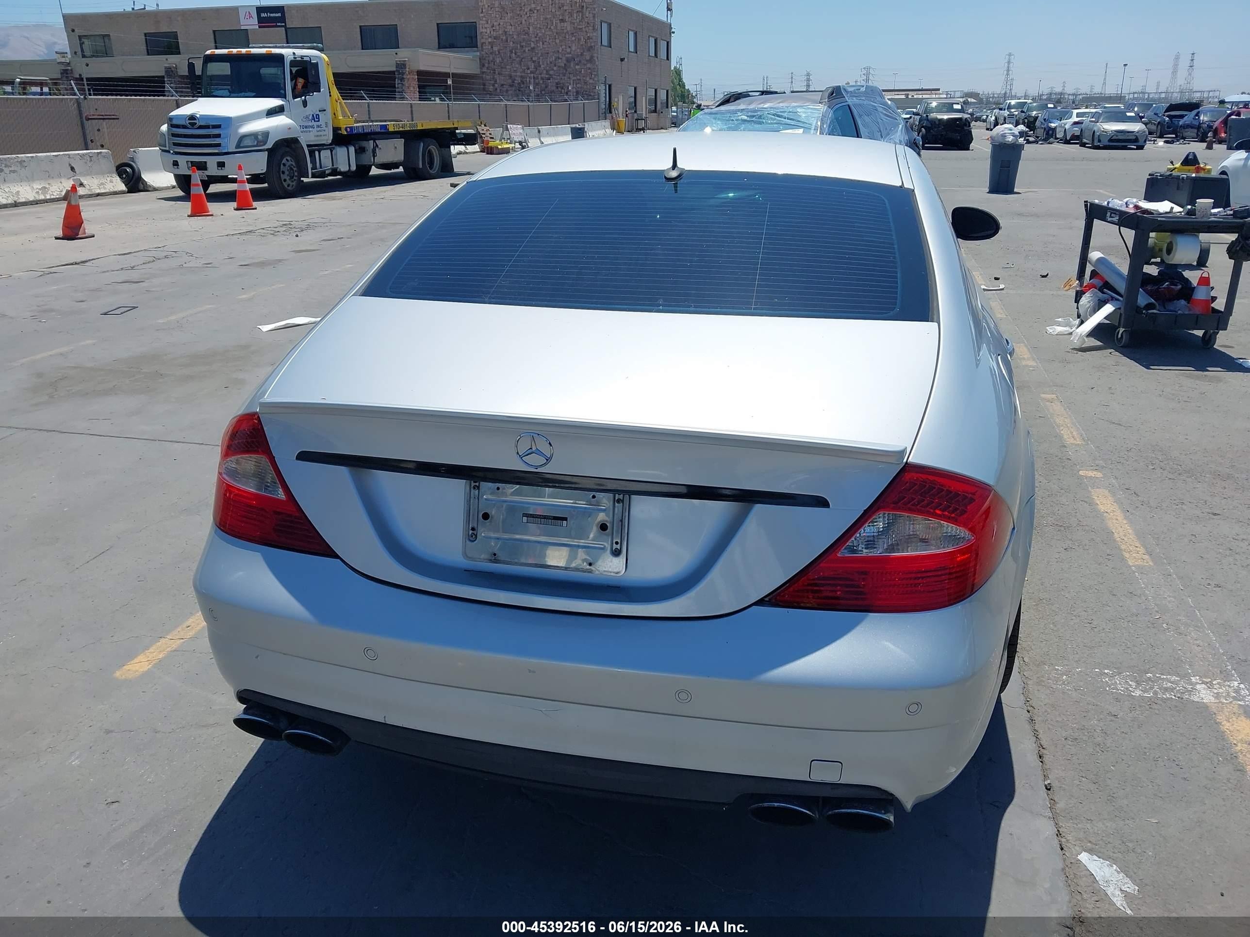 2006 Mercedes-benz Cls 55 Amg Серебряный vin: WDDDJ76X46A015590