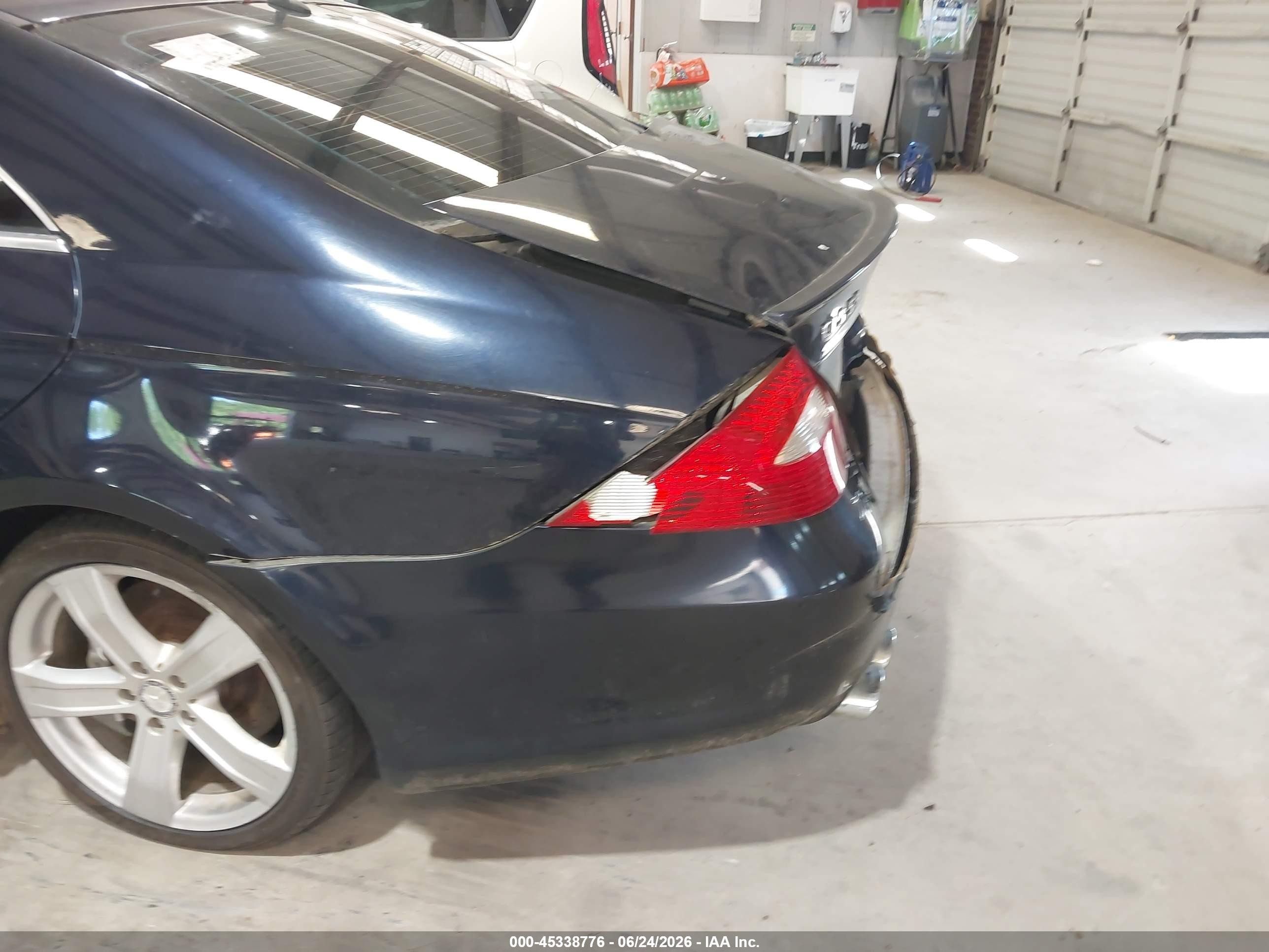 2006 Mercedes-benz Cls 55 Amg   Blue vin: WDDDJ76X76A050379