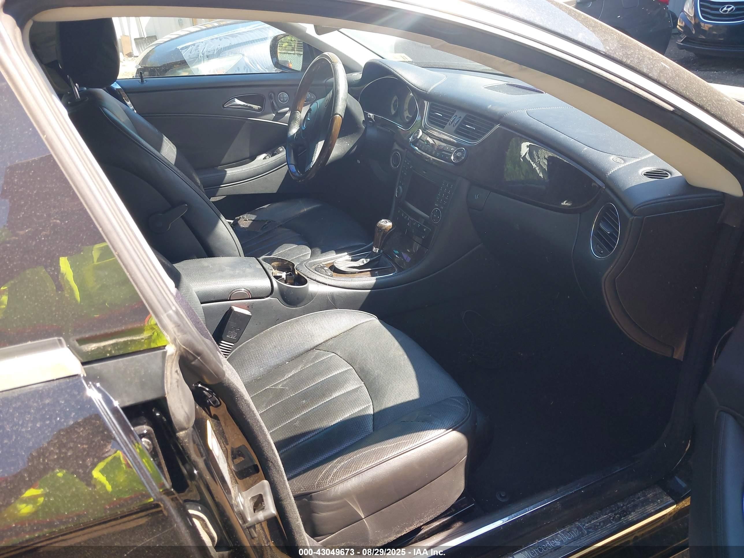 2010 Mercedes-benz Cls 550   Black vin: WDDDJ7CB0AA163494
