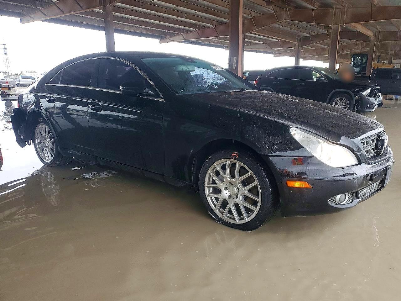 2010 Mercedes-benz Cls550 Black vin: WDDDJ7CB2AA165389