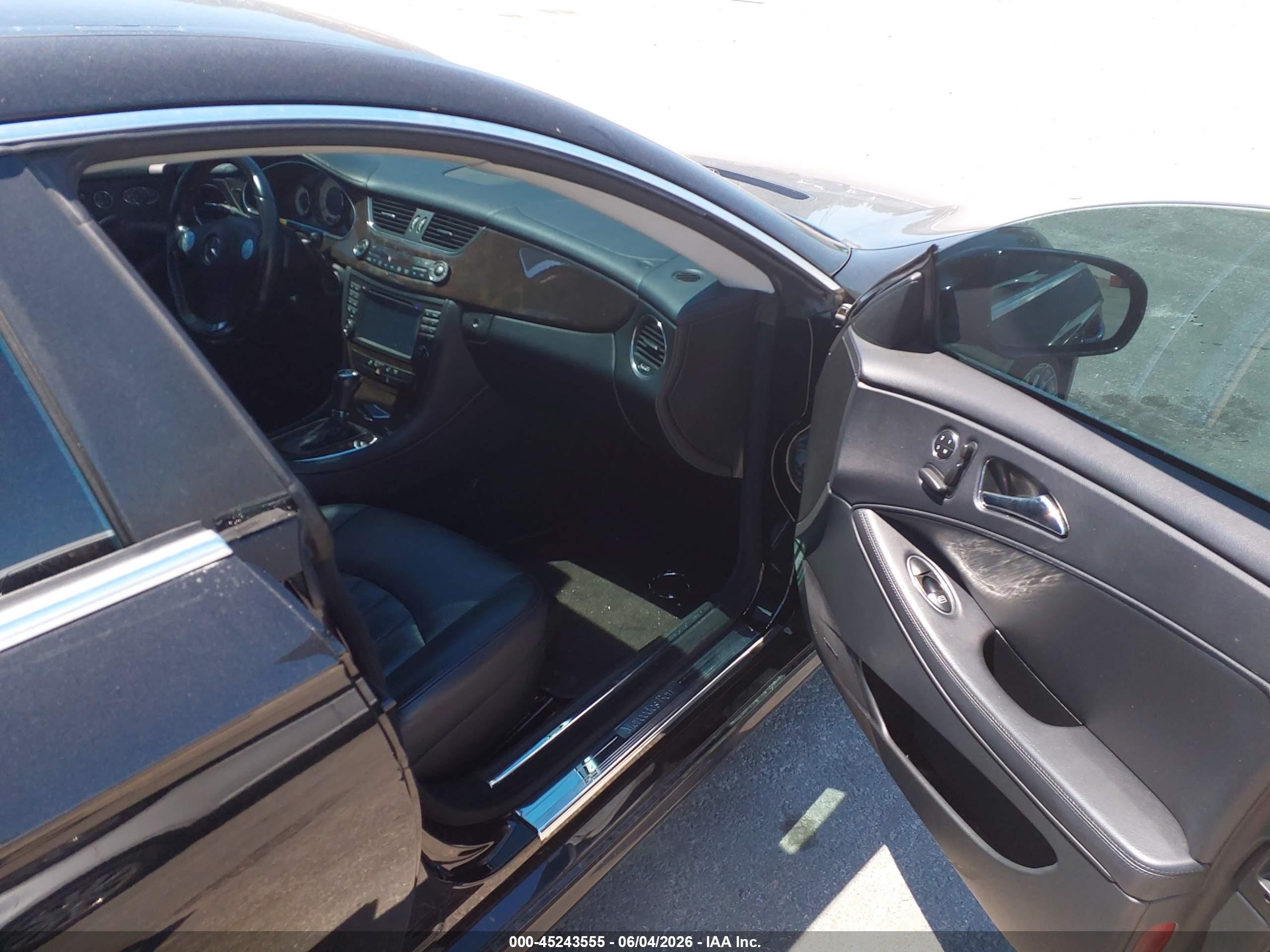 2011 Mercedes-benz Cls 550   Black vin: WDDDJ7CB2BA169931