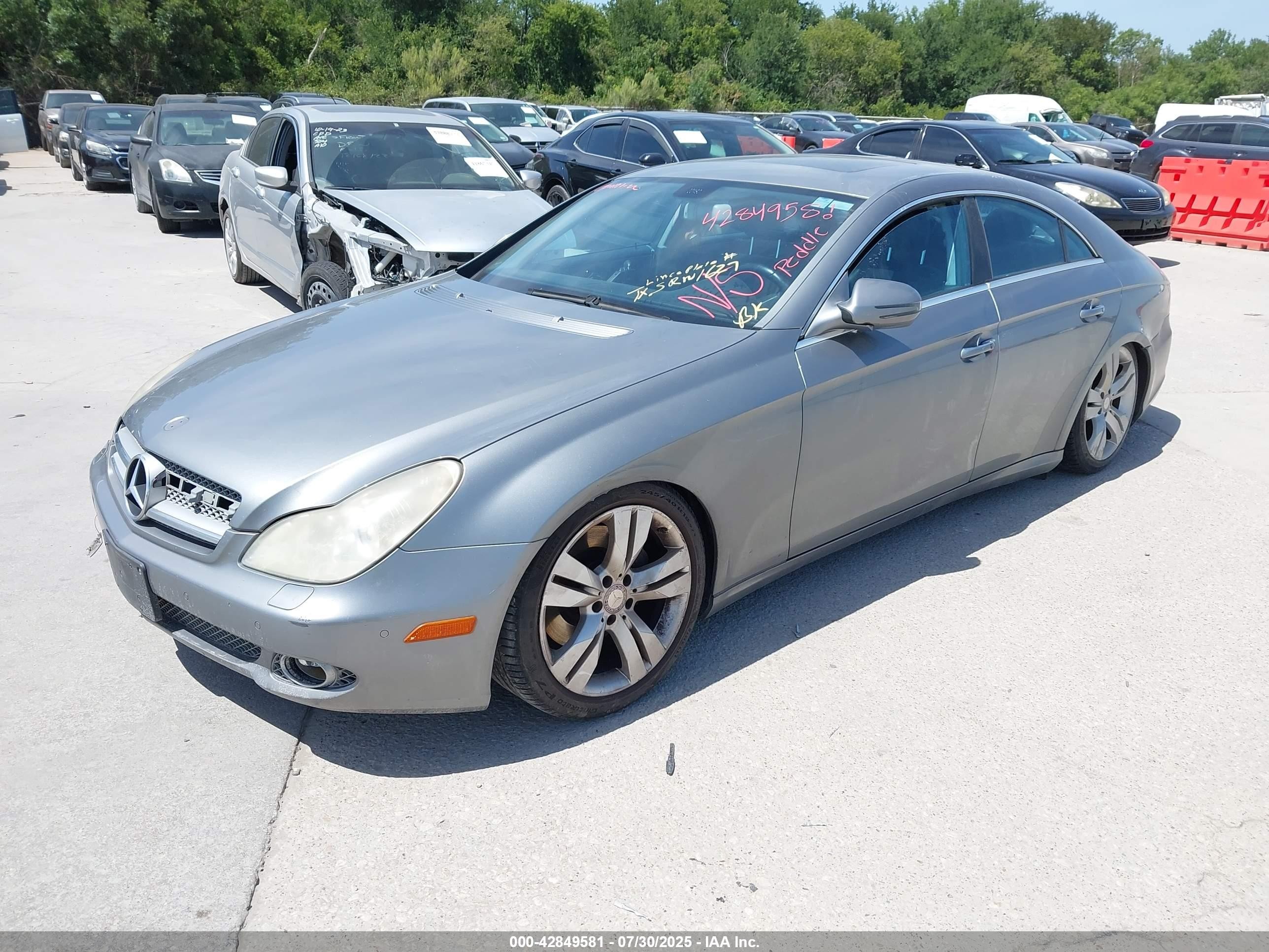 2010 Mercedes-benz Cls 550   Gray vin: WDDDJ7CB4AA163465