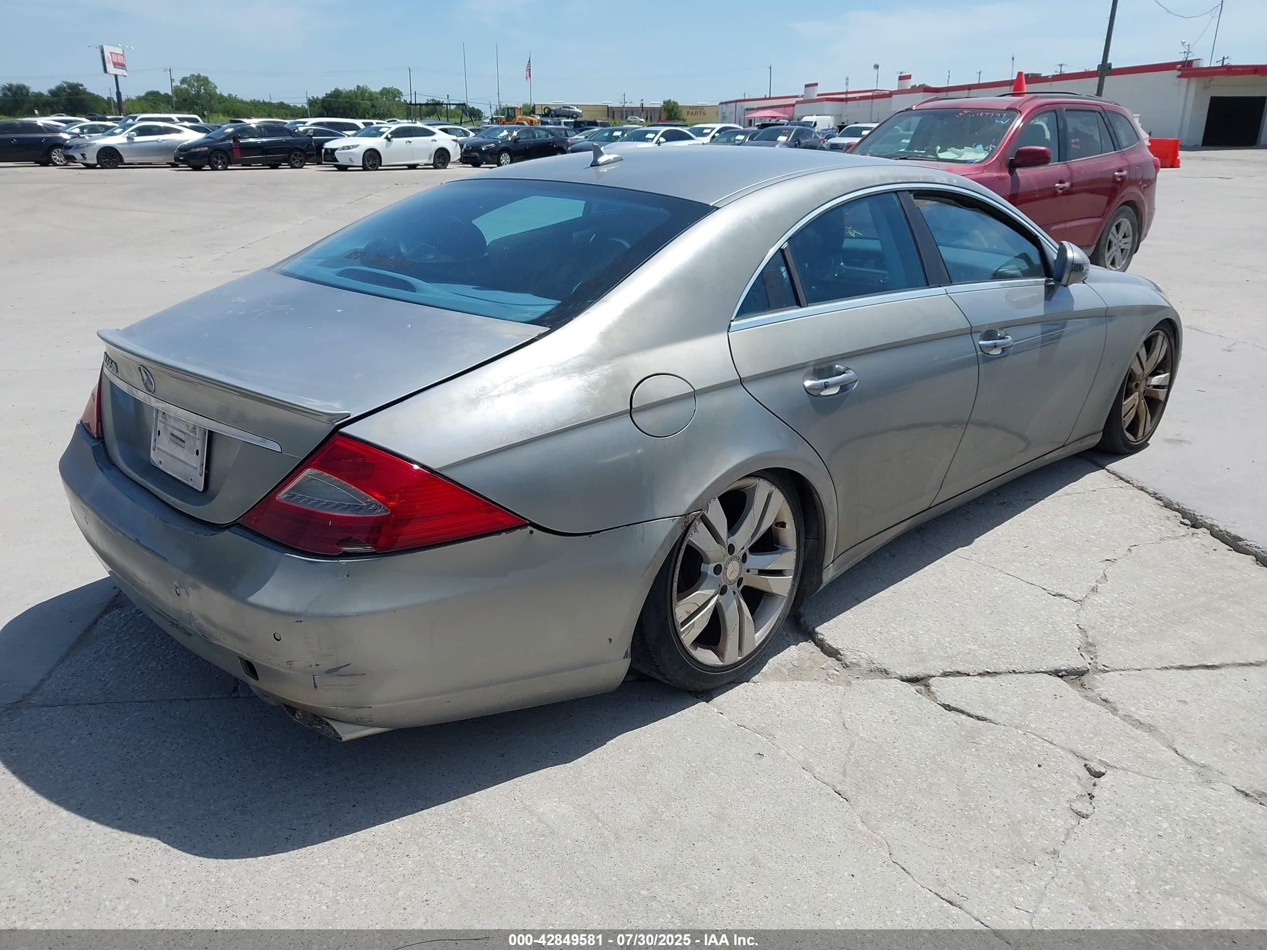 2010 Mercedes-benz Cls 550   Gray vin: WDDDJ7CB4AA163465