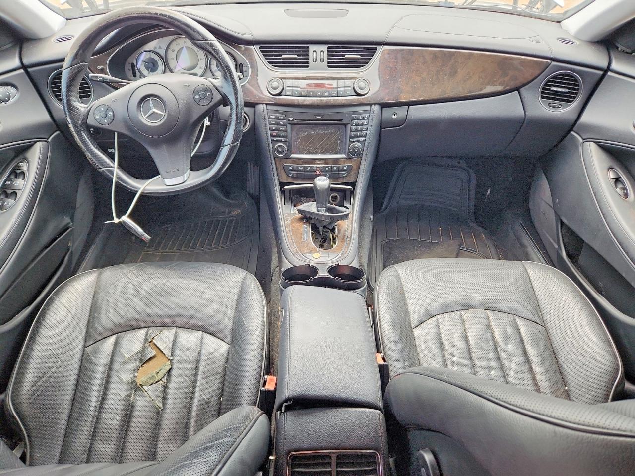 2011 Mercedes-benz Cls 550 Серебряный vin: WDDDJ7CB7BA170301