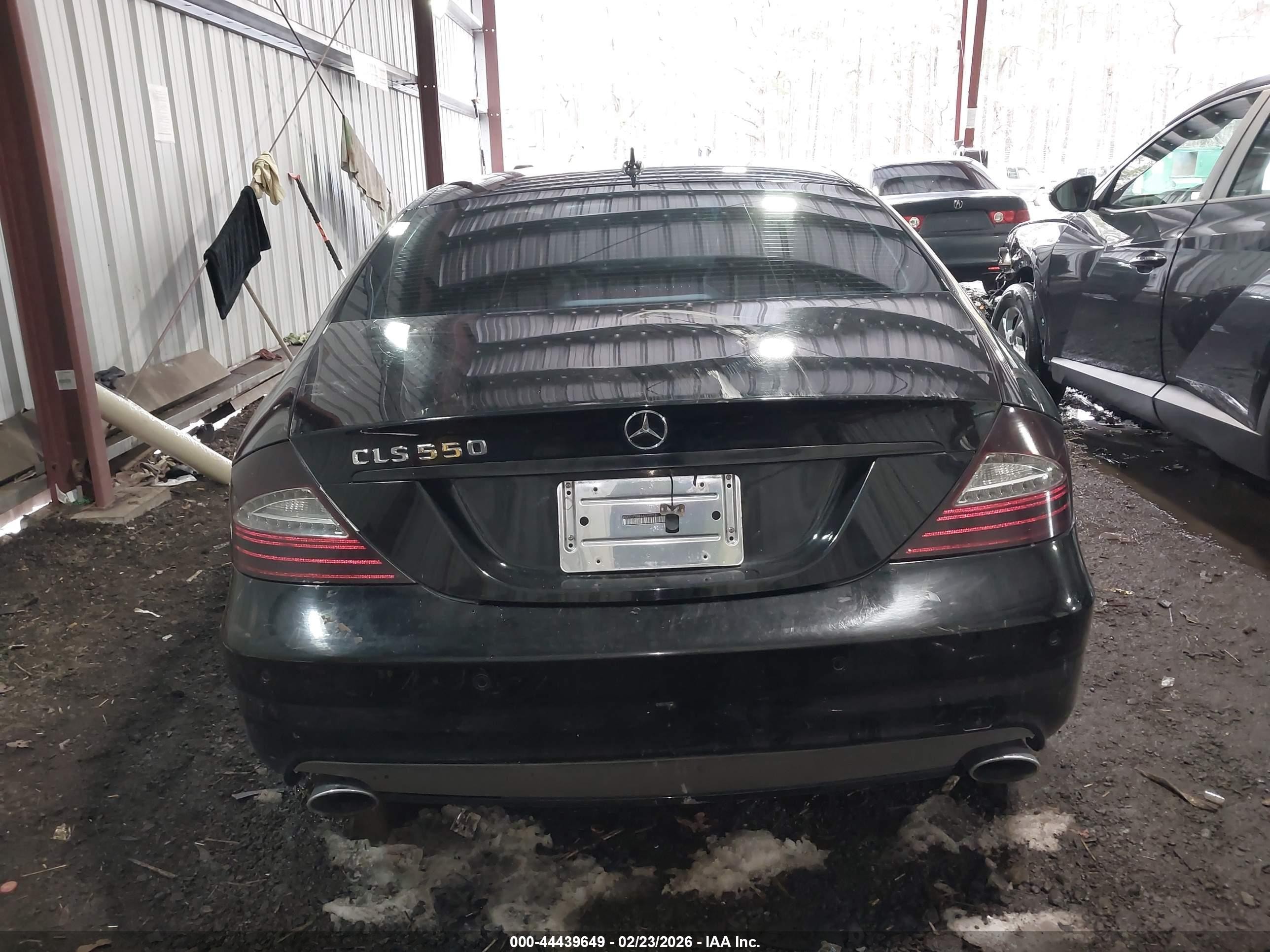 2010 Mercedes-benz Cls 550   Black vin: WDDDJ7CB8AA164053