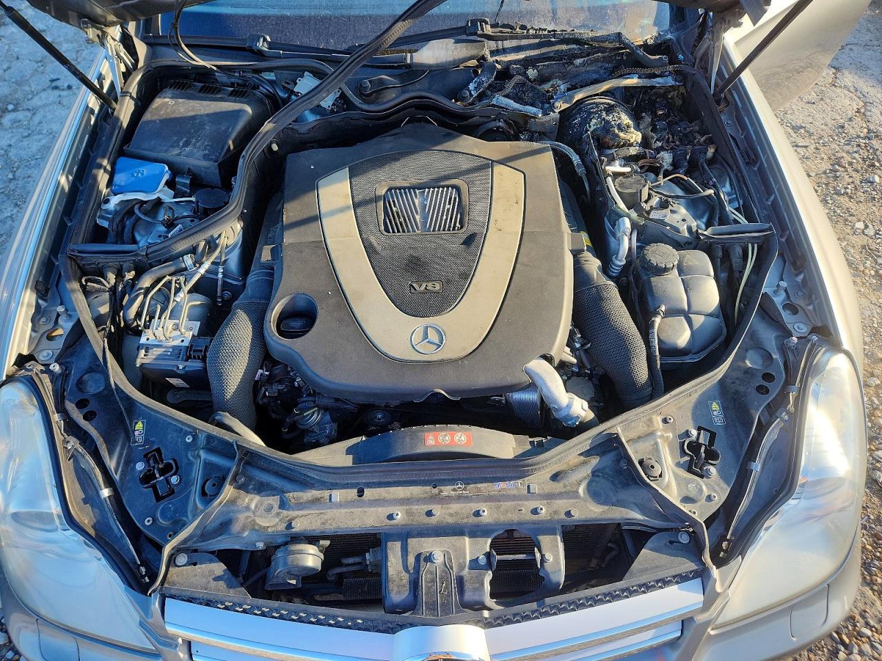 2010 Mercedes-benz Cls 550 Gray vin: WDDDJ7CB8AA165185