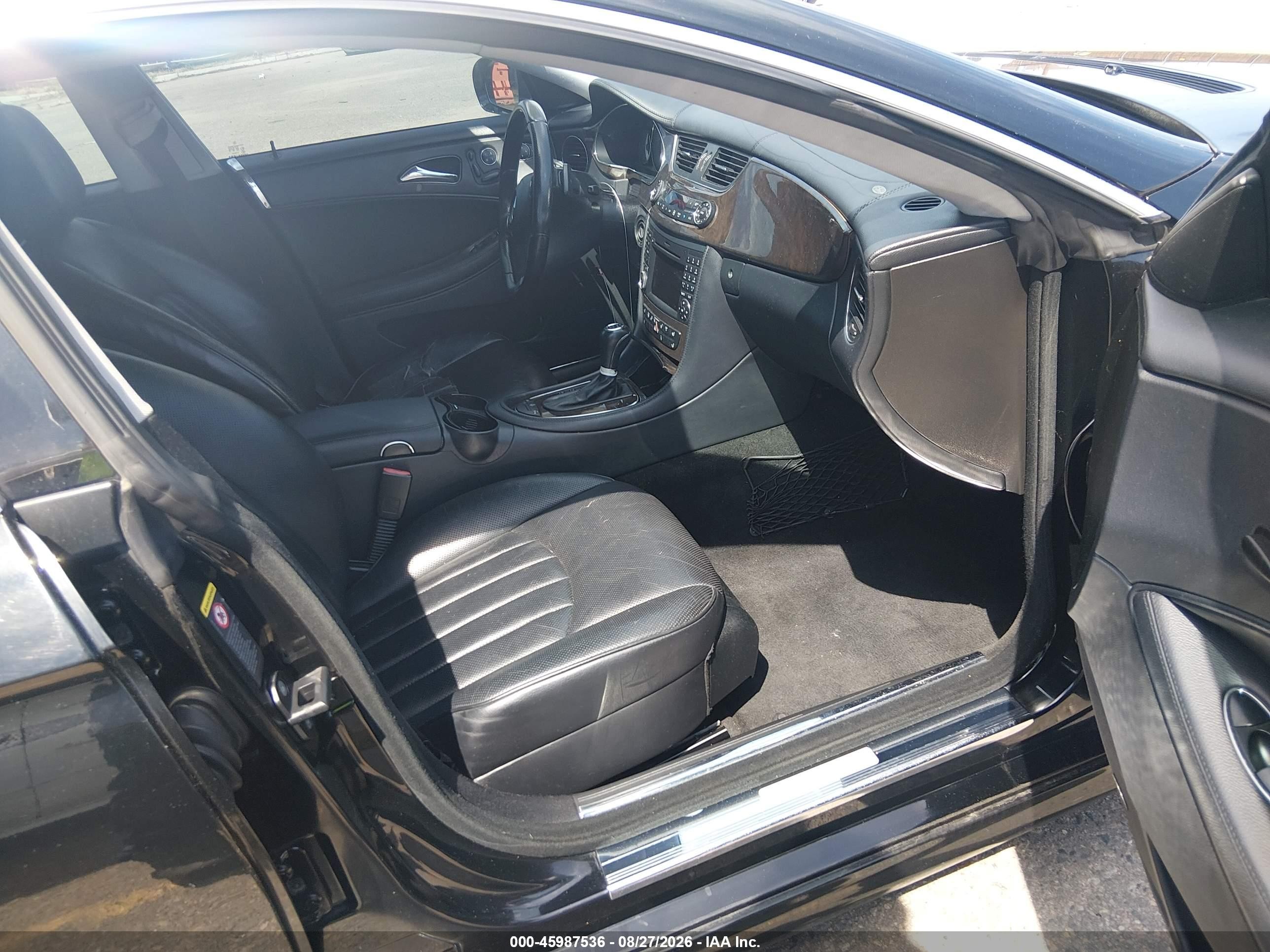 2010 Mercedes-benz Cls 550   Black vin: WDDDJ7CB9AA160772