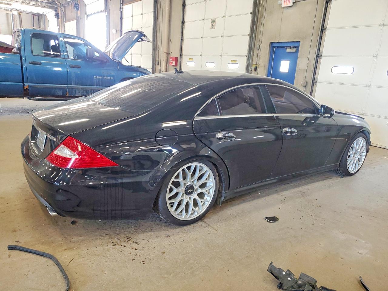 2011 Mercedes-benz Cls 550 Black vin: WDDDJ7CB9BA172843