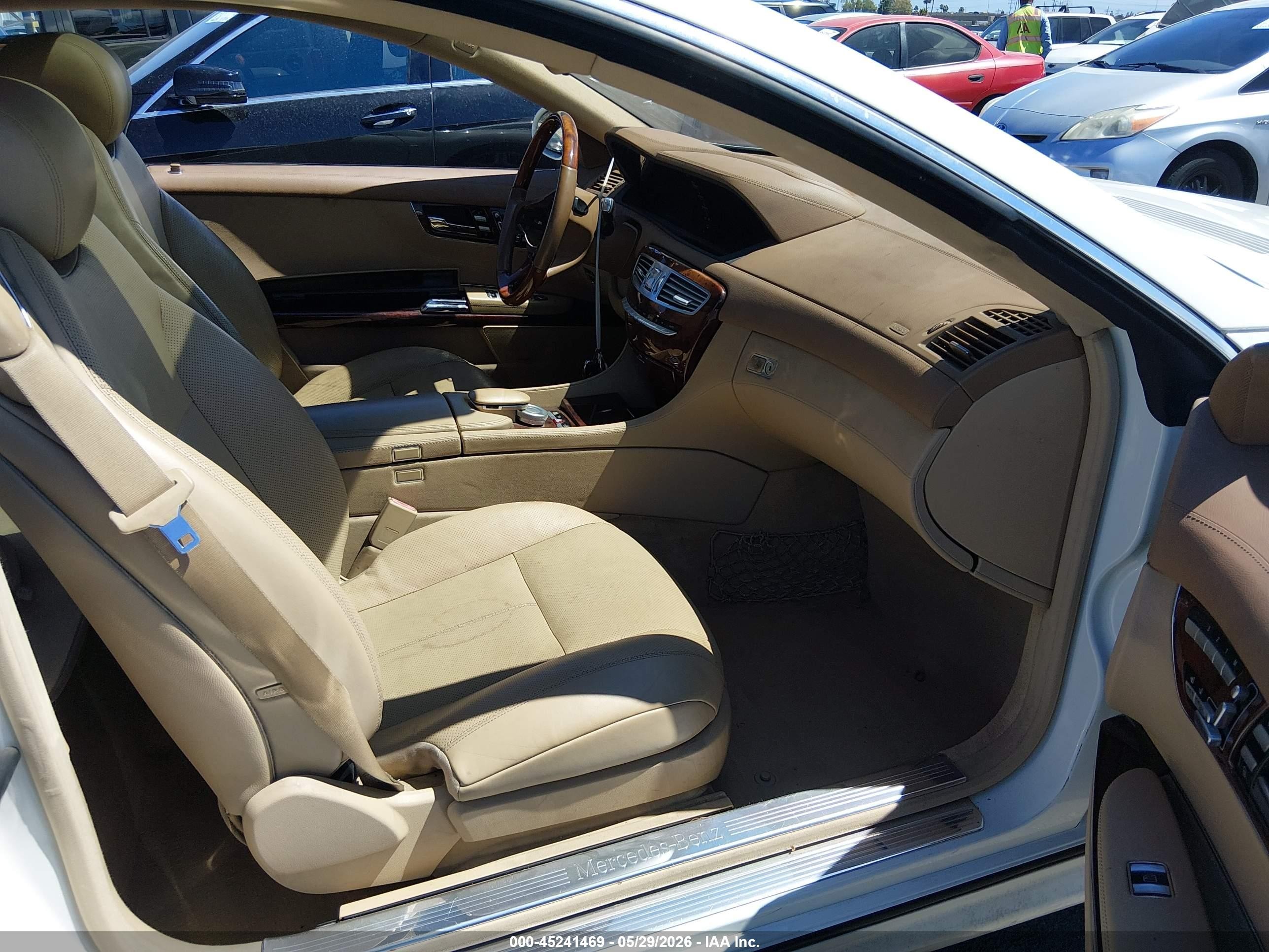 2007 Mercedes-benz Cl 550   Белый vin: WDDEJ71X07A007323