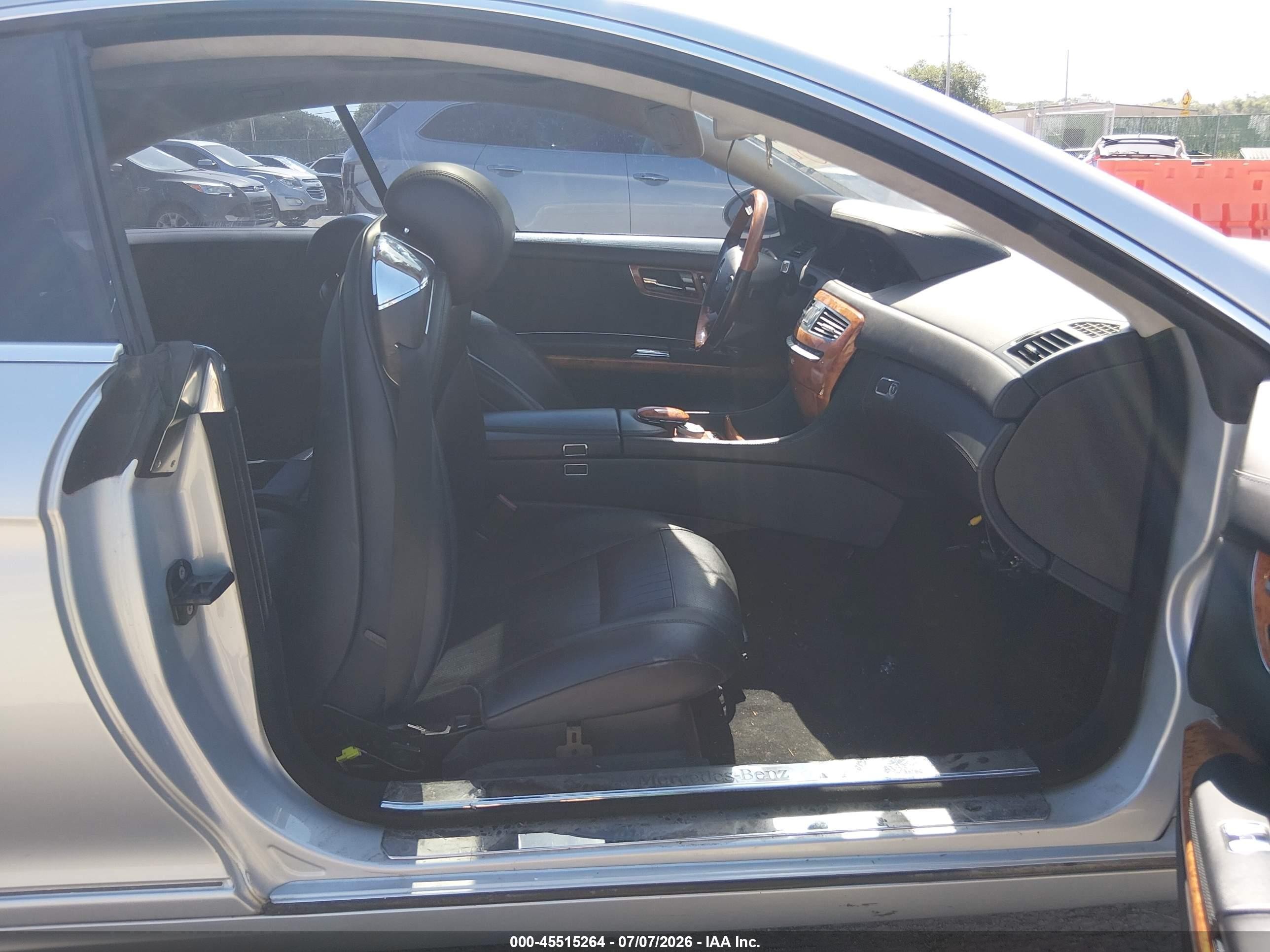 2007 Mercedes-benz Cl 600   Серебряный vin: WDDEJ76X57A003292