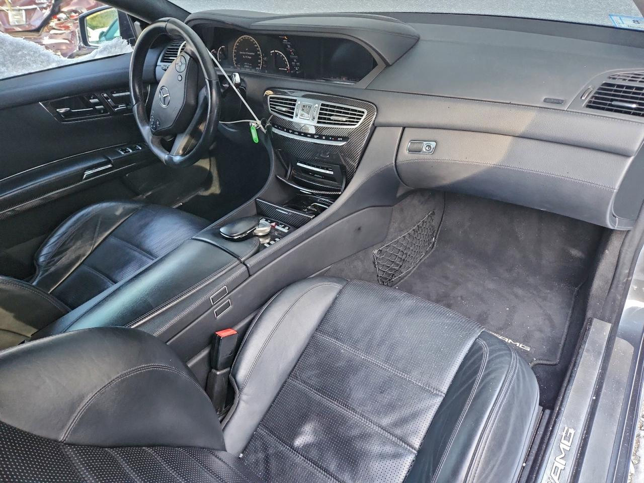 2011 Mercedes-benz Cl 63 Amg Серый vin: WDDEJ7EB0BA027935