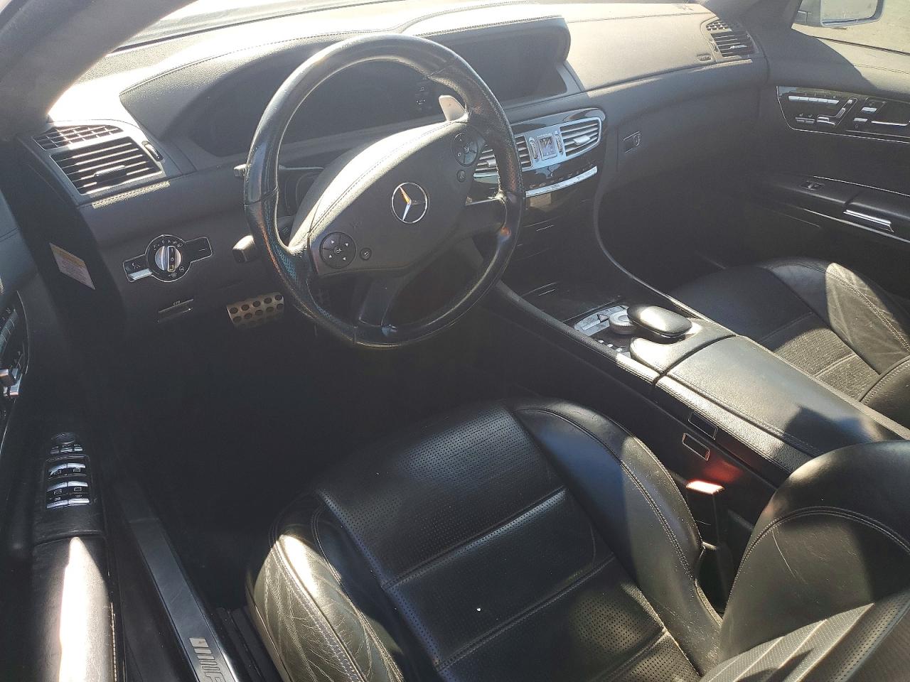 2012 Mercedes-benz Cl 63 Amg Gray vin: WDDEJ7EB7CA028825