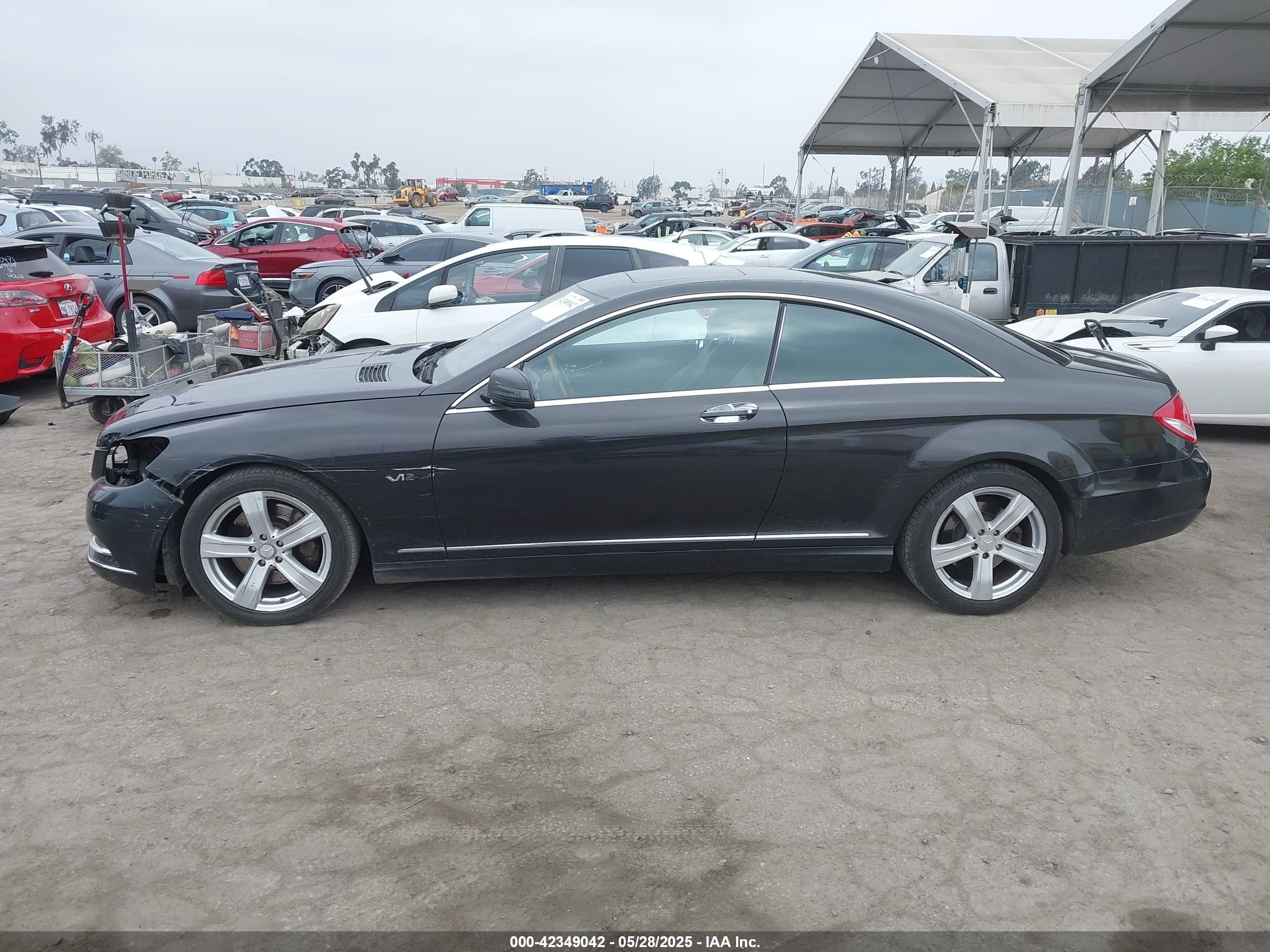 2011 Mercedes-benz Cl 600   Серый vin: WDDEJ7GB5BA026616