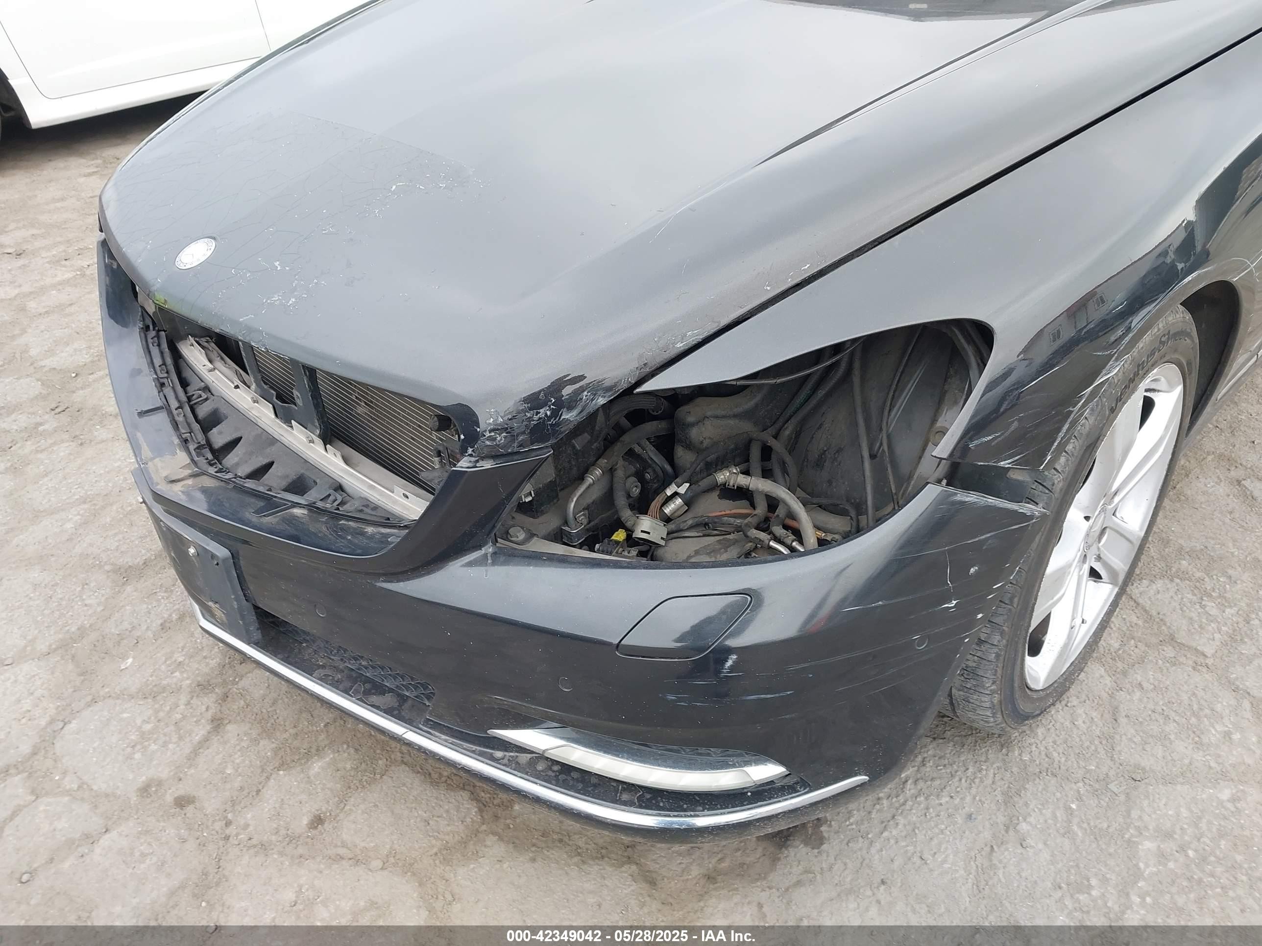 2011 Mercedes-benz Cl 600   Серый vin: WDDEJ7GB5BA026616
