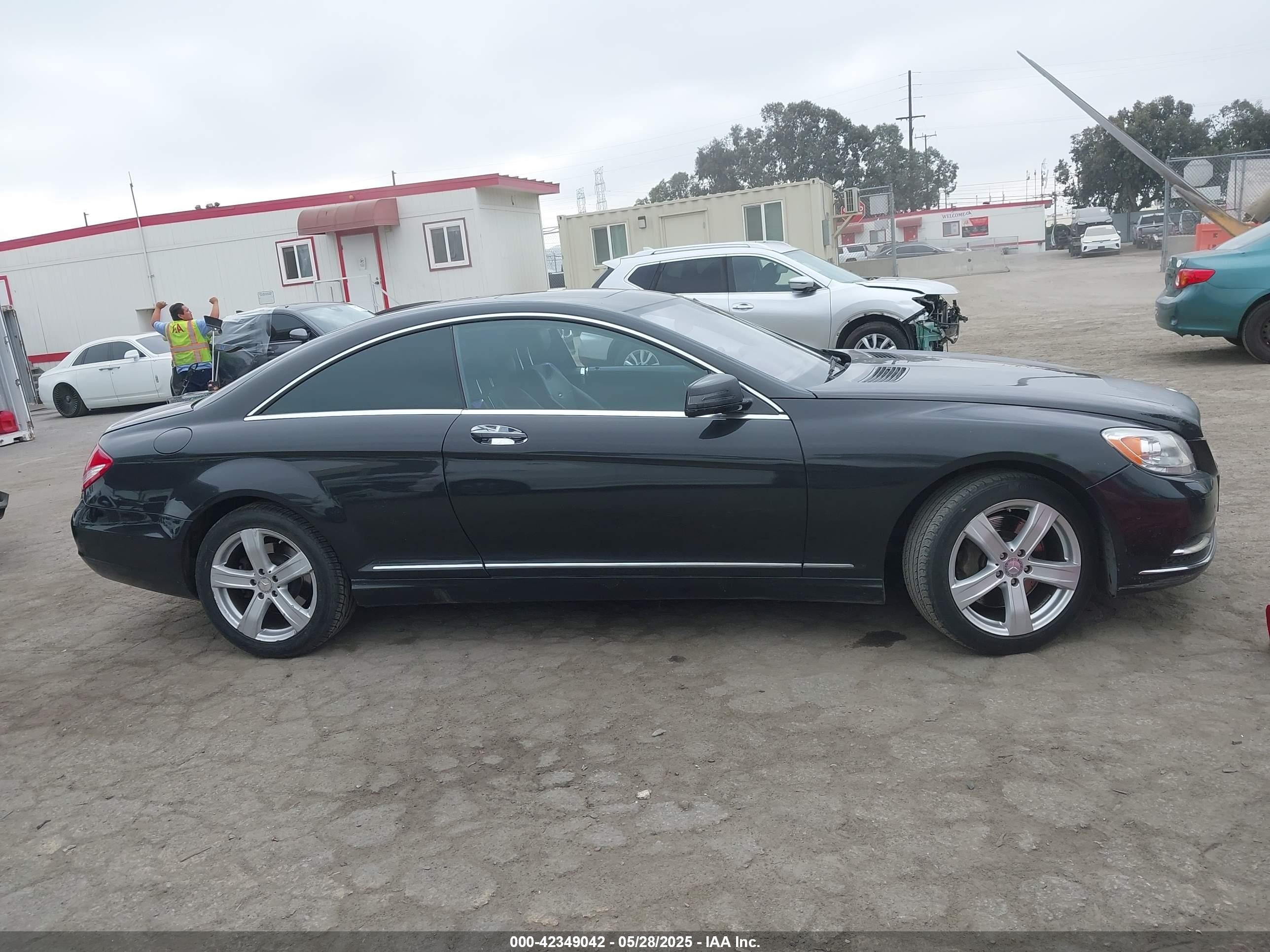 2011 Mercedes-benz Cl 600   Серый vin: WDDEJ7GB5BA026616