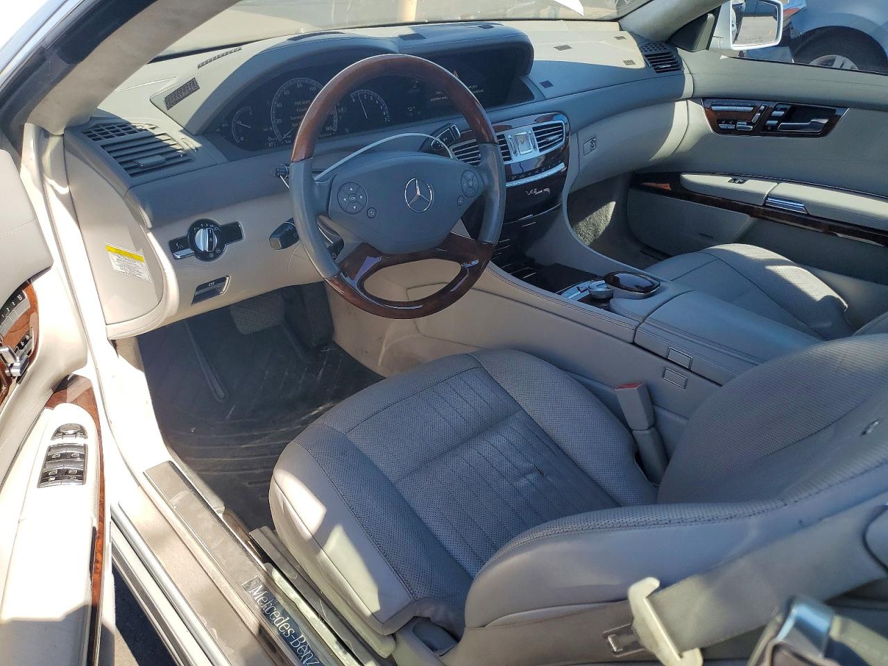 2011 Mercedes-benz Cl 600 Silver vin: WDDEJ7GBXBA026496