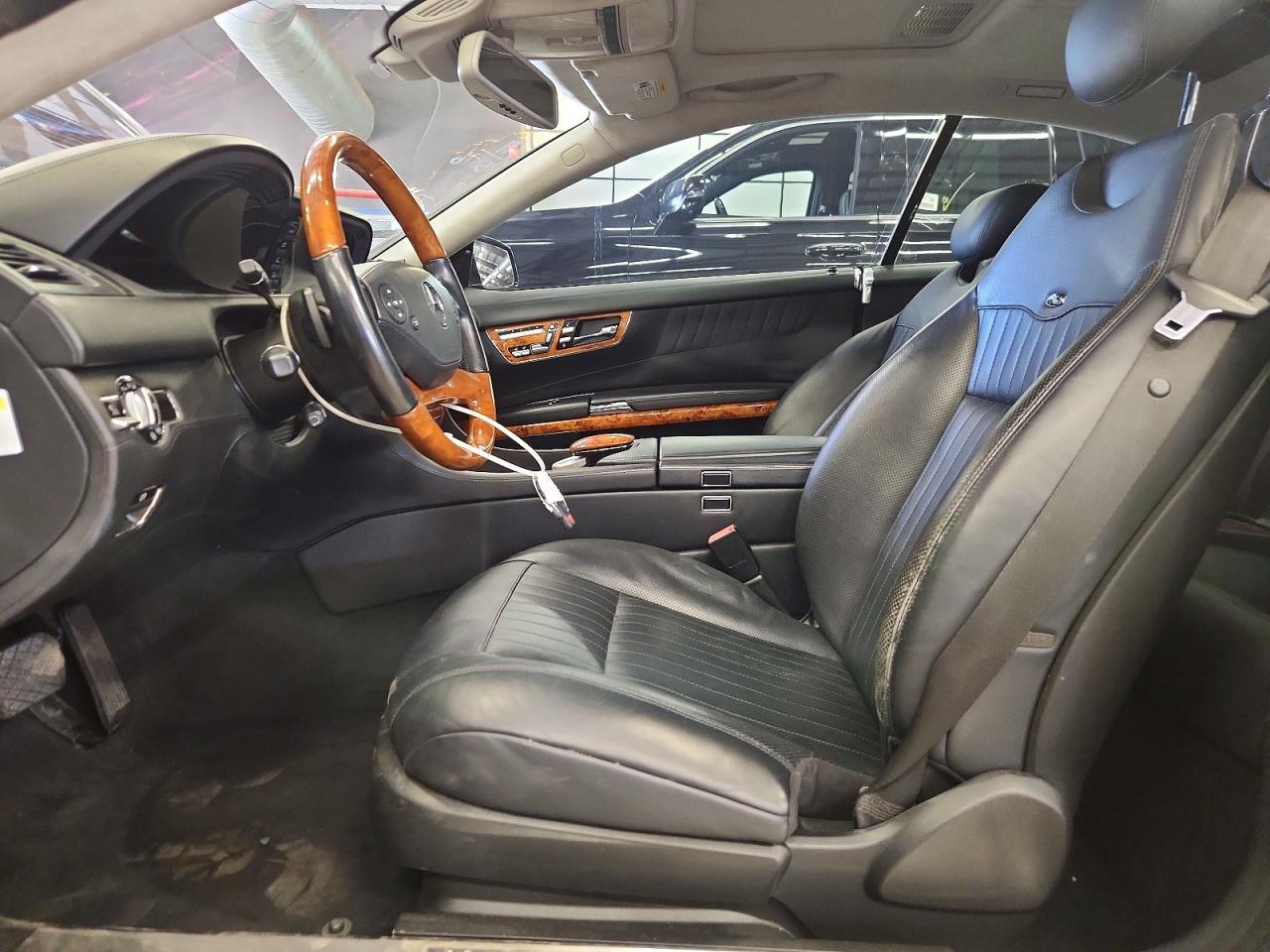 2011 Mercedes-benz Cl 600 Black vin: WDDEJ7GBXBA028040