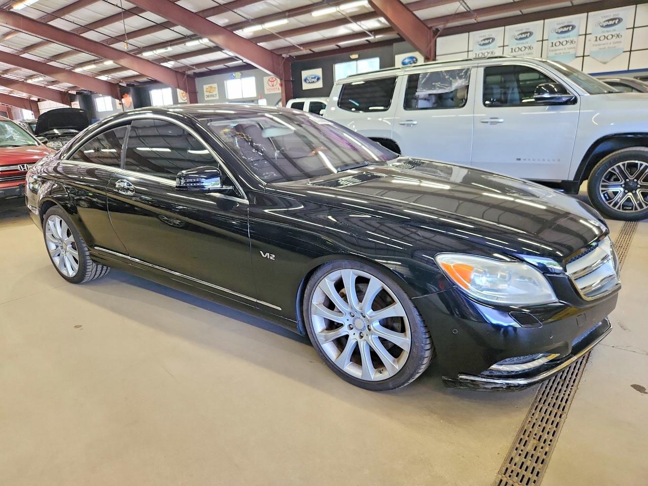 2011 Mercedes-benz Cl 600 Black vin: WDDEJ7GBXBA028040