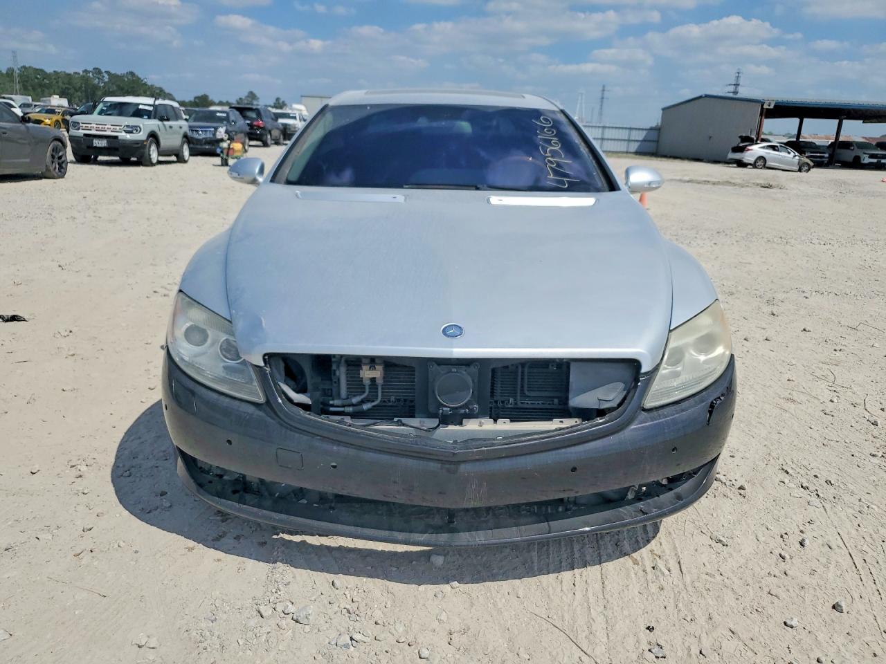 2009 Mercedes Benz Cl Silver vin: WDDEJ86X19A019725