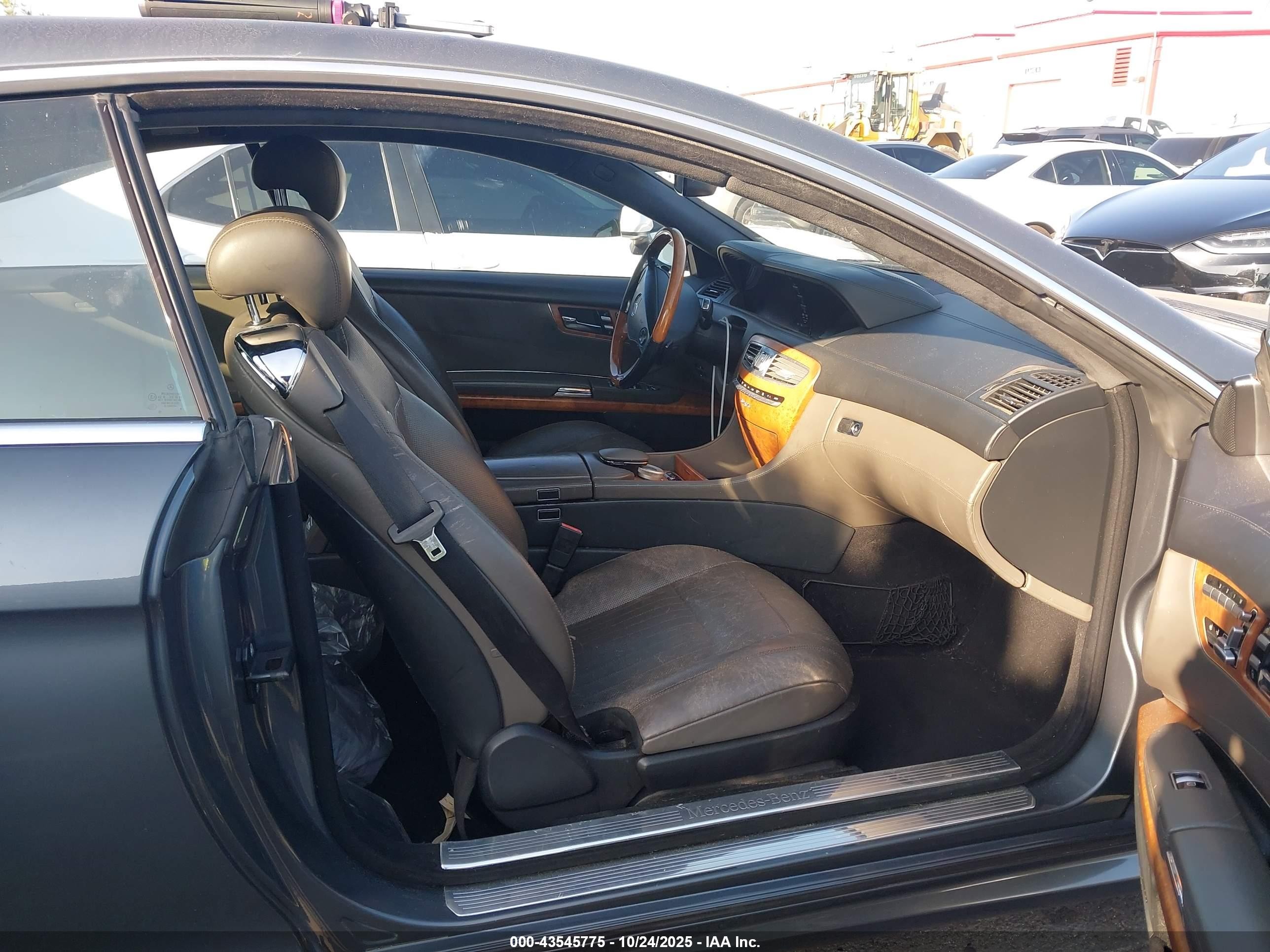 2009 Mercedes-benz Cl 550 4matic Серый vin: WDDEJ86X39A022609