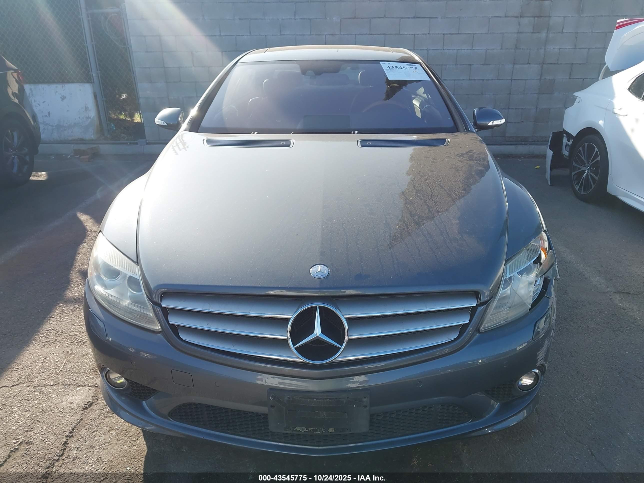 2009 Mercedes-benz Cl 550 4matic Серый vin: WDDEJ86X39A022609