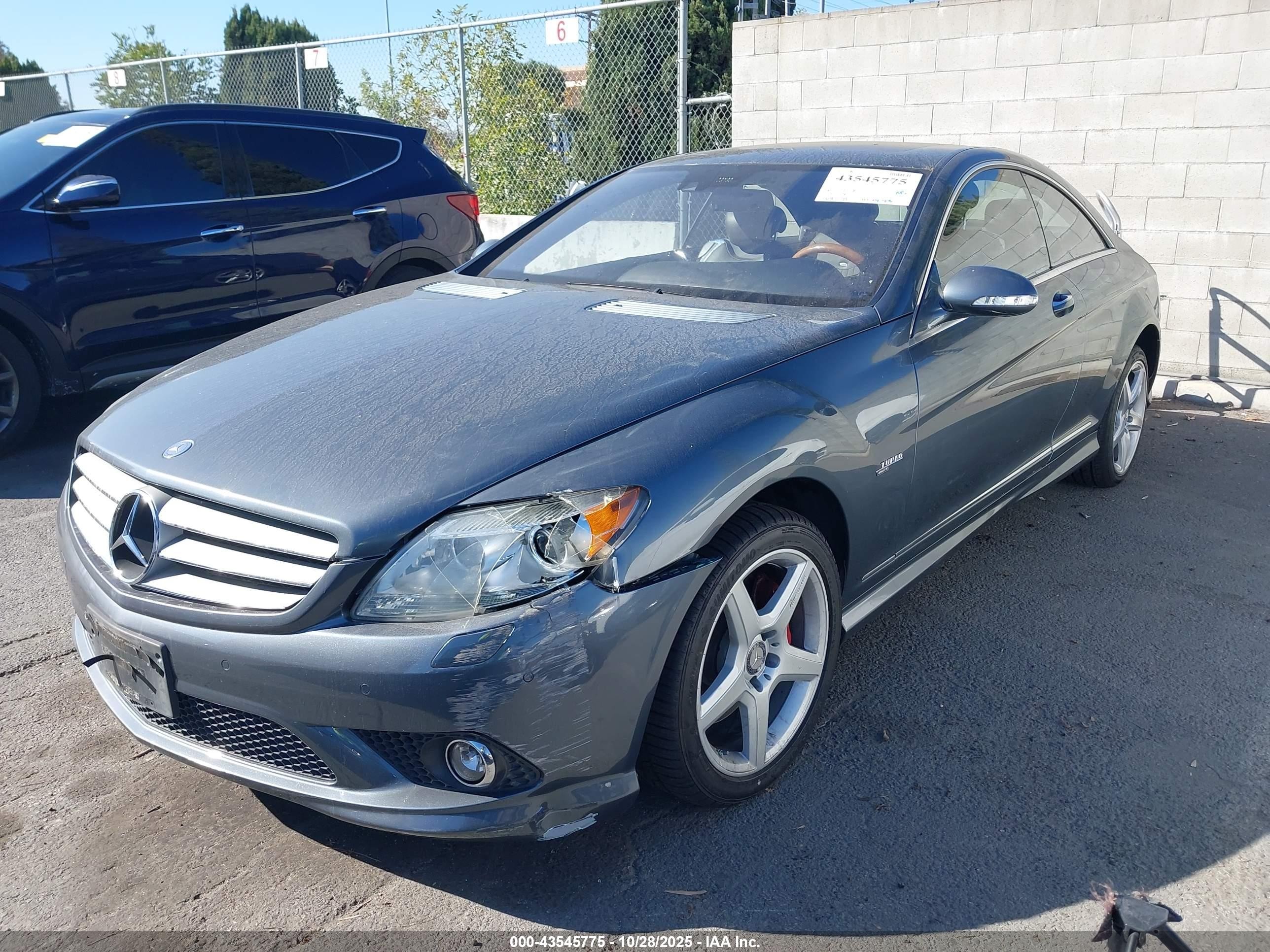 2009 Mercedes-benz Cl 550 4matic Серый vin: WDDEJ86X39A022609