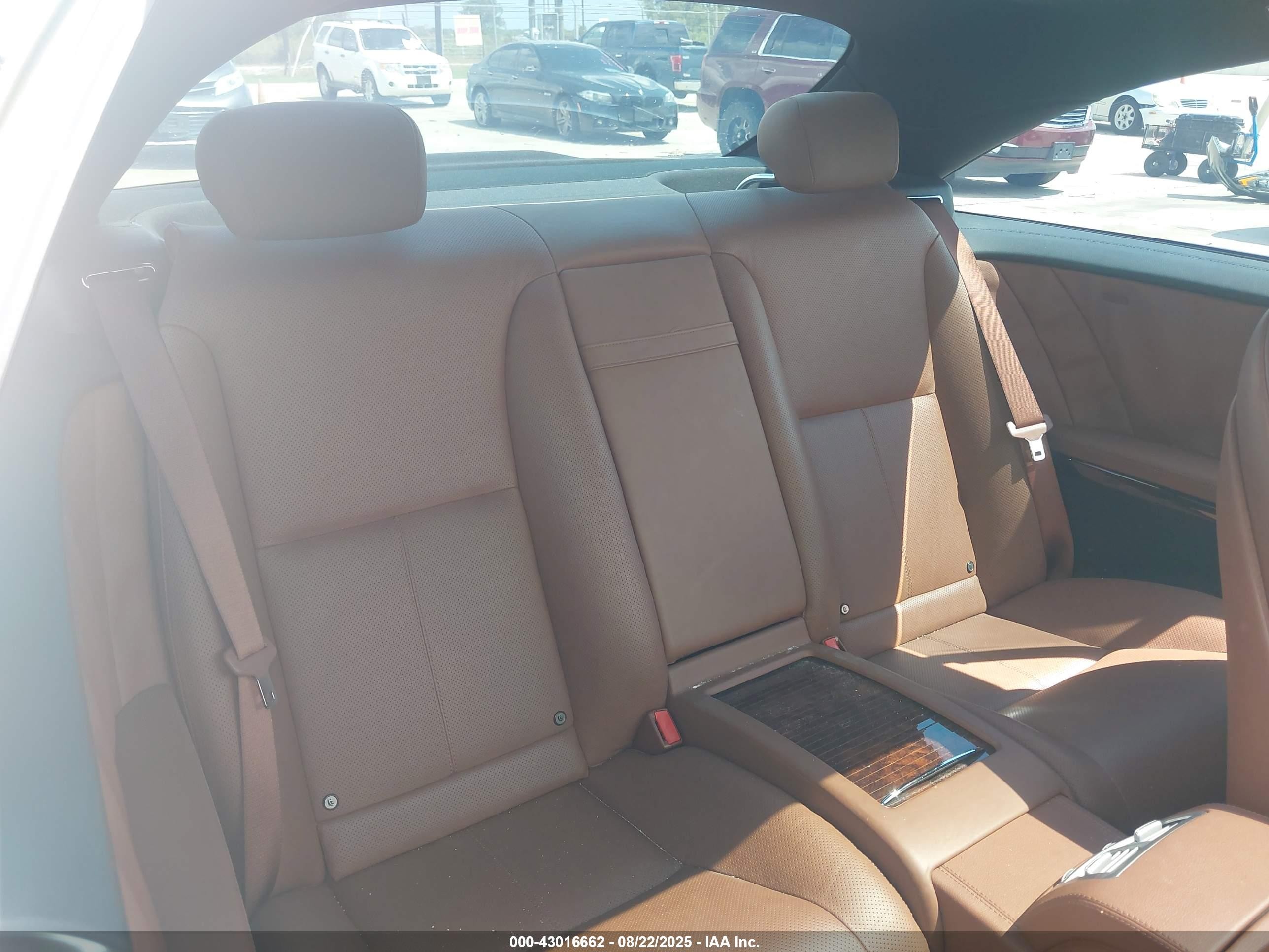 2009 Mercedes-benz Cl 550 4matic Темно-бордовый vin: WDDEJ86X59A022756